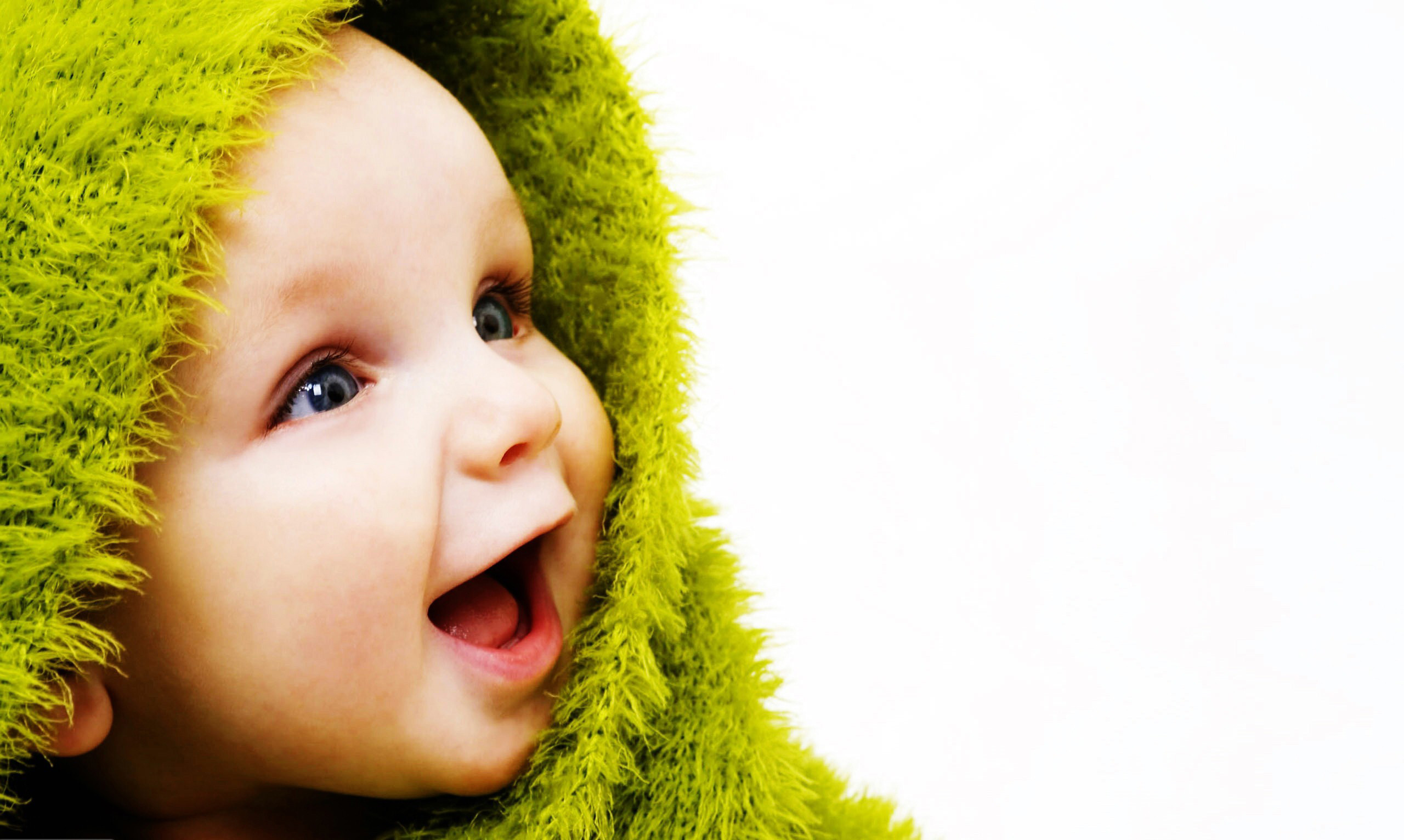 笑顔の女の子のhdの壁紙,子,面,緑,赤ちゃん,幼児