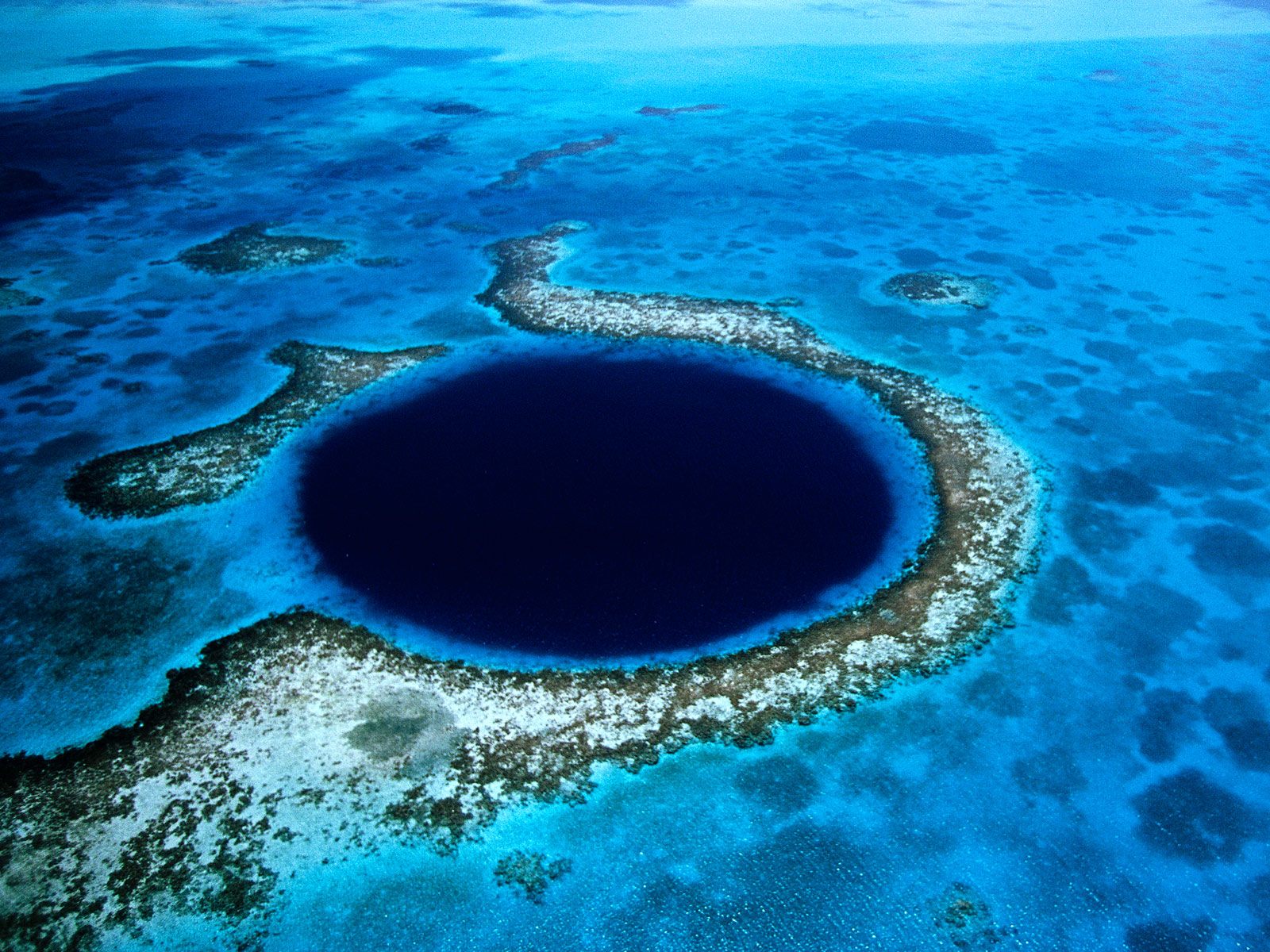 hole wallpaper,water,water resources,atoll,continental shelf,coastal and oceanic landforms