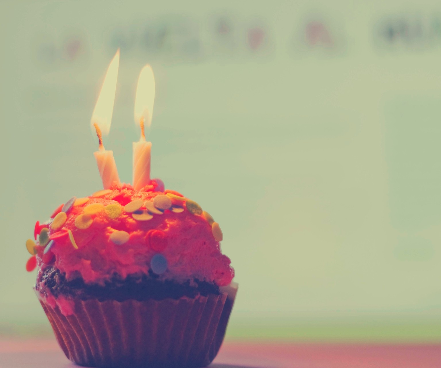 Make a wish on your birthday quotes wallpaperuse