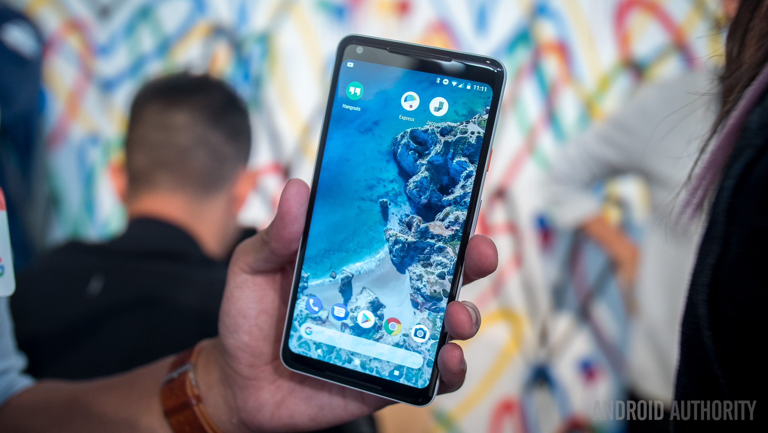 fondo de pantalla oficial de google pixel,artilugio,teléfono móvil,teléfono inteligente,dispositivo de comunicación,dispositivo de comunicaciones portátil