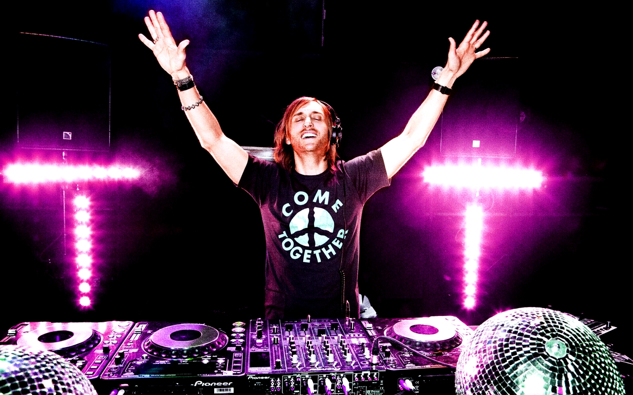 fondo de pantalla de david guetta,entretenimiento,actuación,evento,iluminación de efectos visuales,púrpura