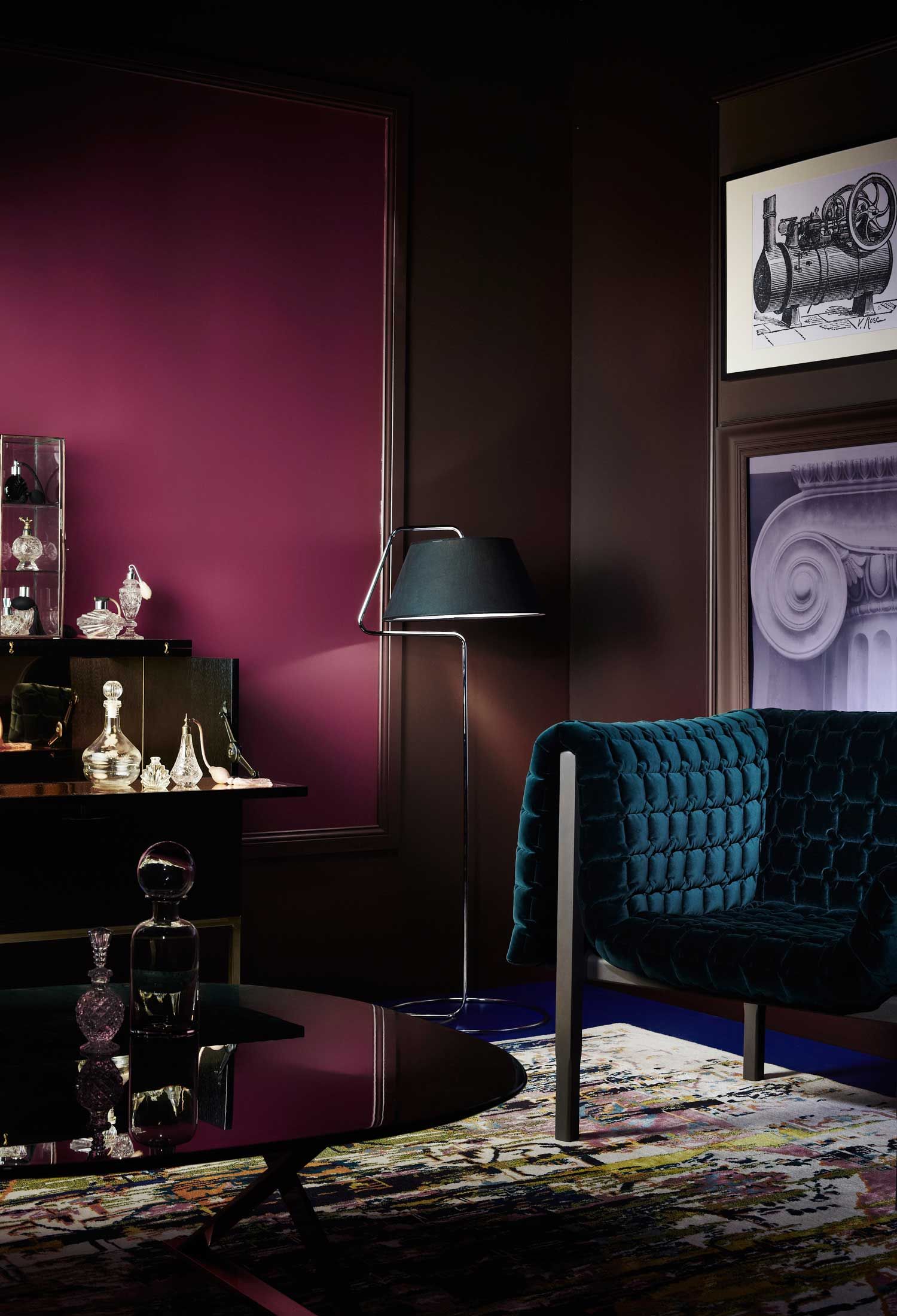 壁の赤と黒の壁紙,紫の,ルーム,バイオレット,家具,インテリア・デザイン