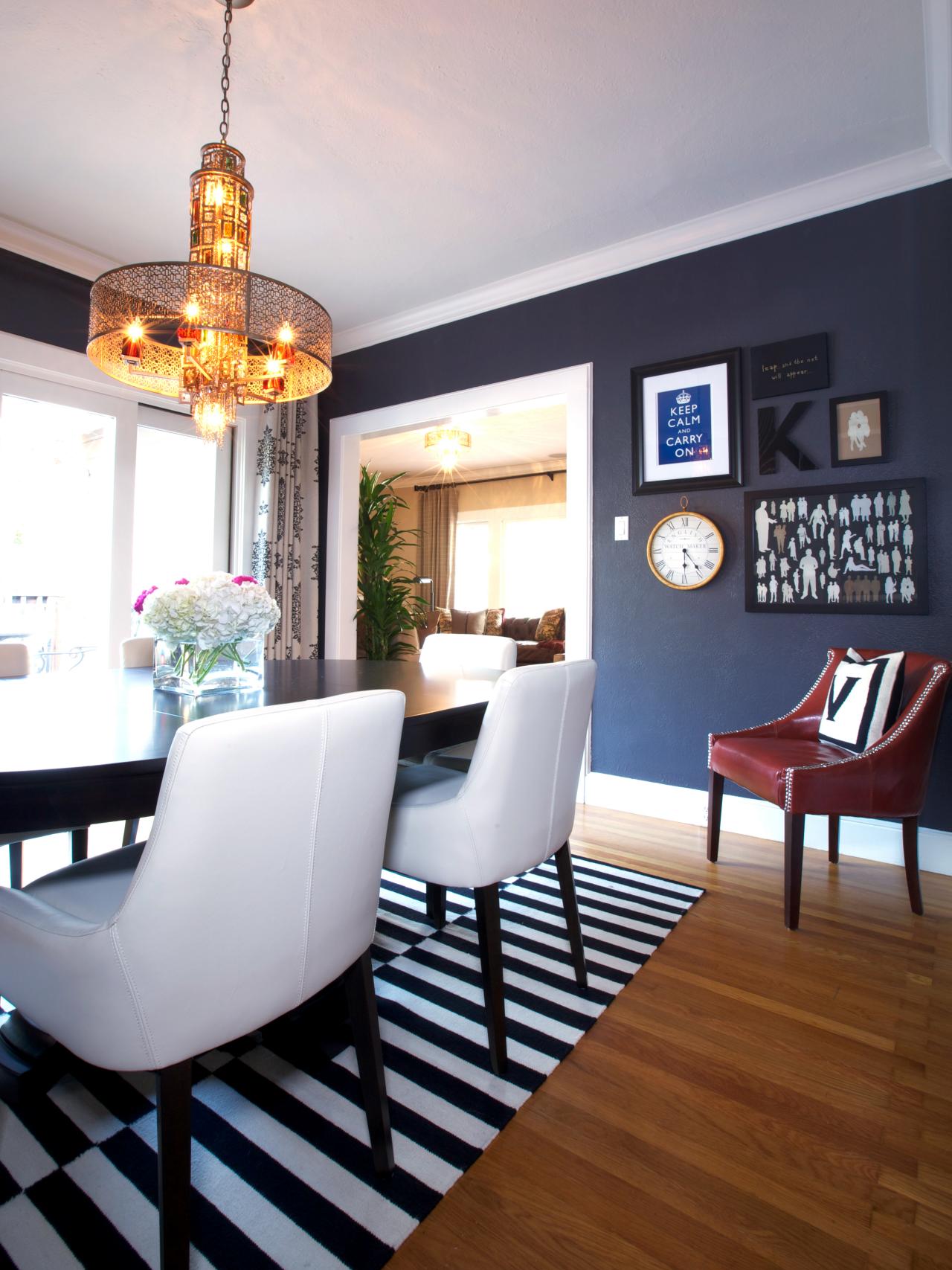 papel pintado azul y blanco para paredes,habitación,mueble,propiedad,comedor,diseño de interiores