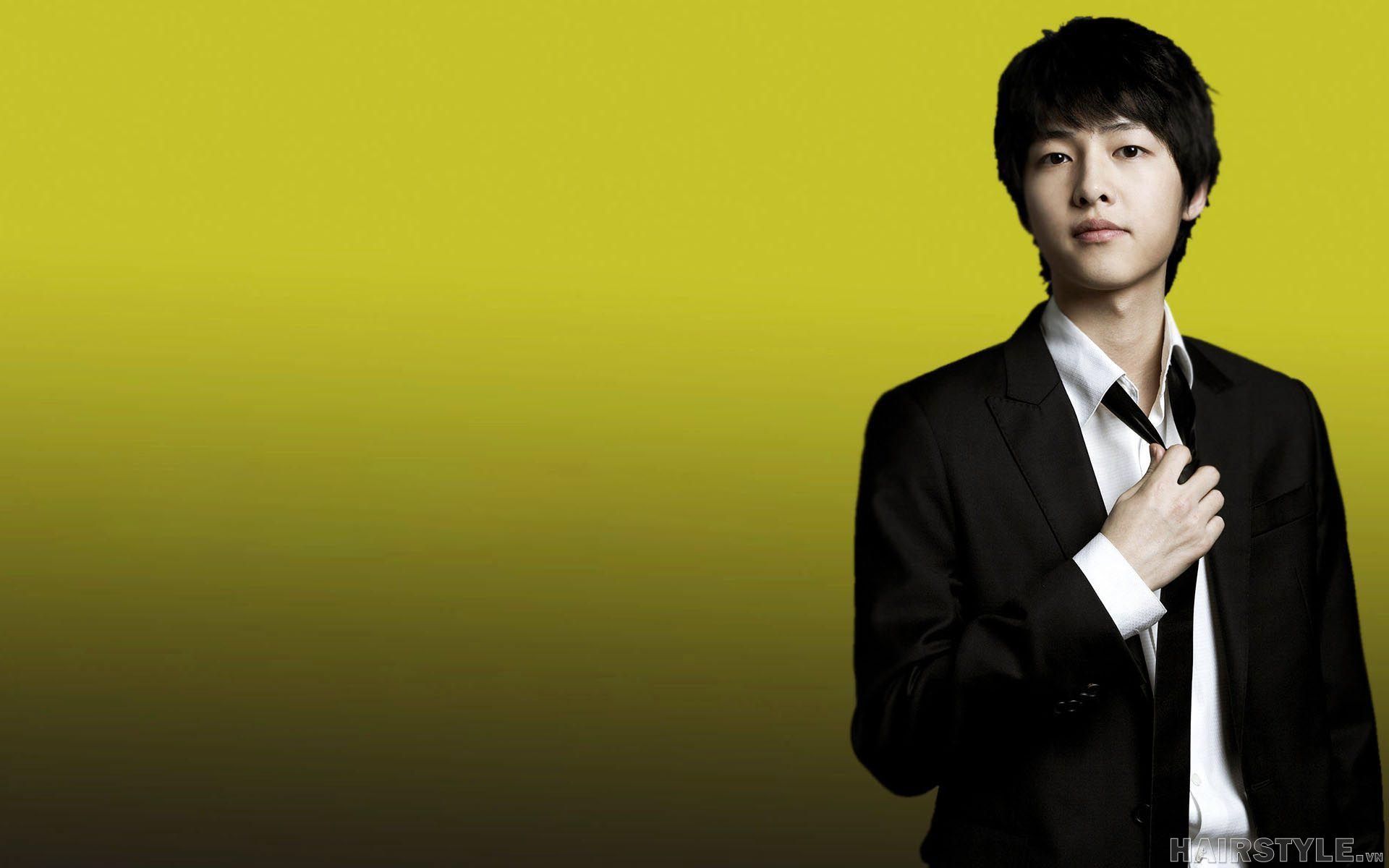 song joong ki wallpaper,suit,yellow,white collar worker,formal wear,businessperson