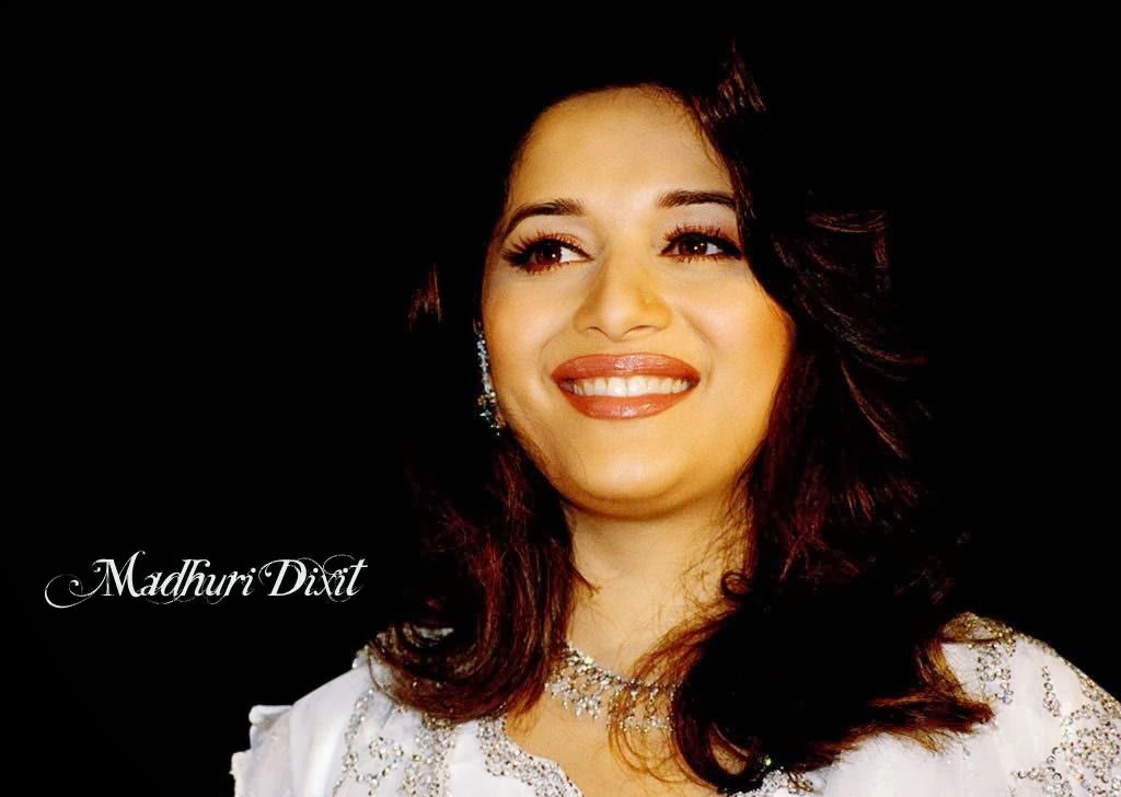 madhuri dixit fond d'écran hd,cheveux,visage,sourcil,lèvre,sourire