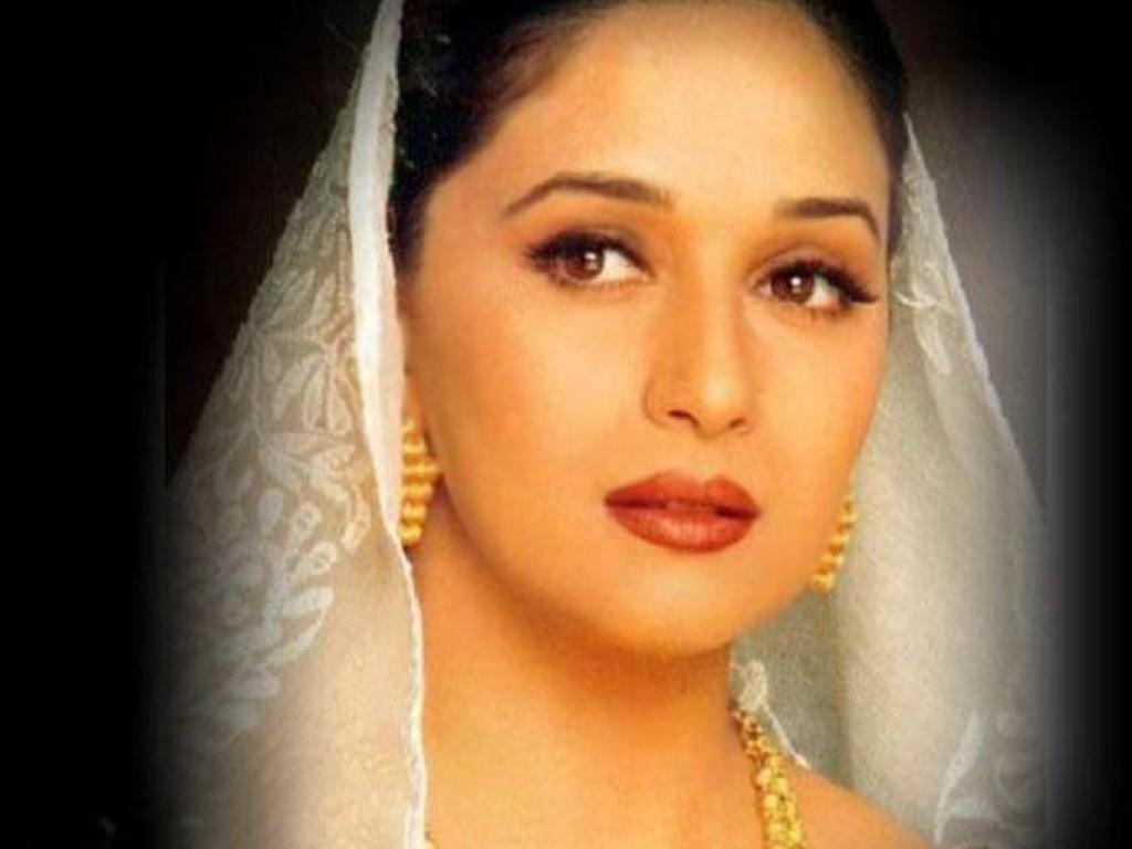 madhuri dixit fond d'écran hd,cheveux,visage,sourcil,lèvre,front