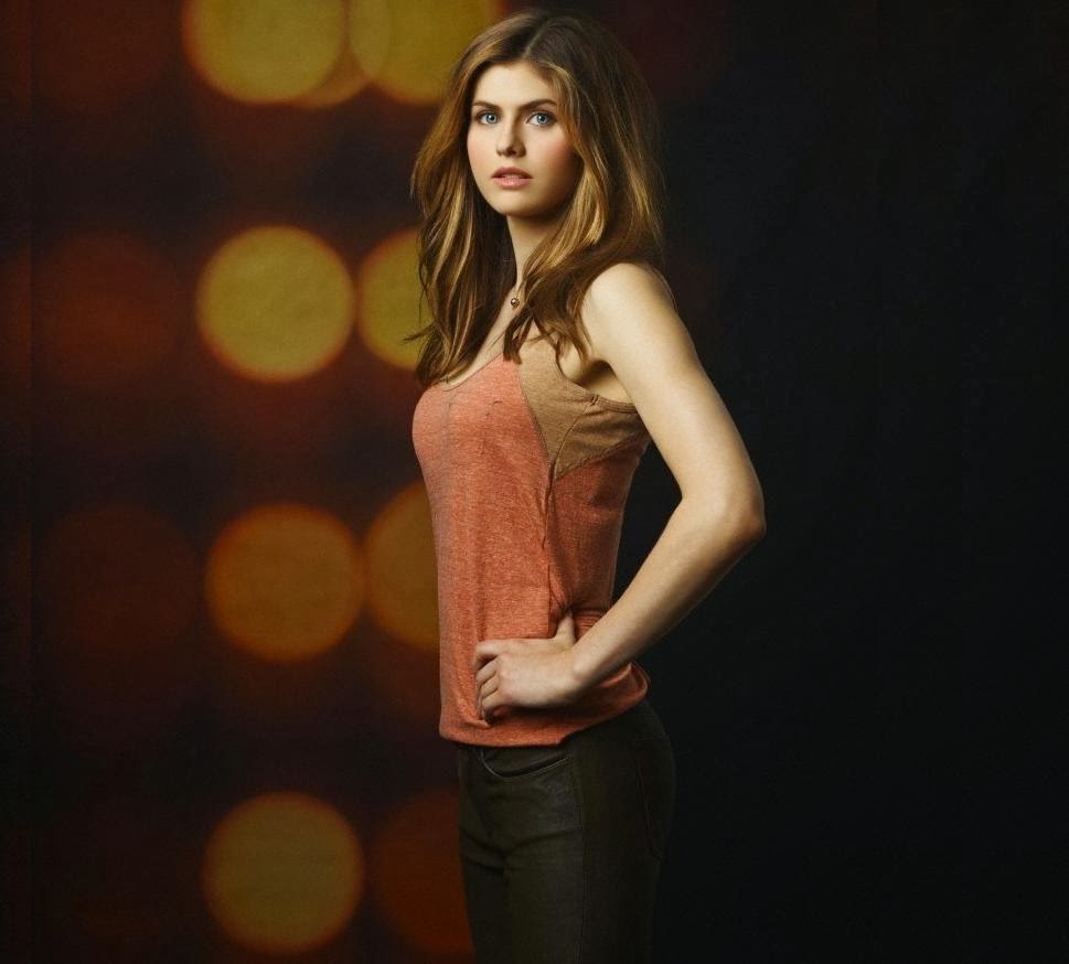 alexandra daddario wallpapers,beauty,fashion model,photo shoot,fashion,shoulder