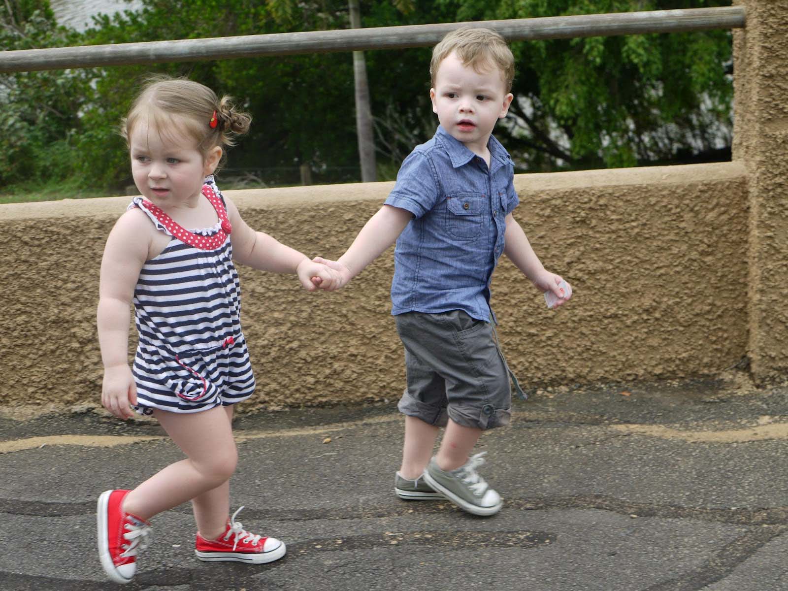 fond d'écran couple doux,enfant,jouer,bambin,amusement,été