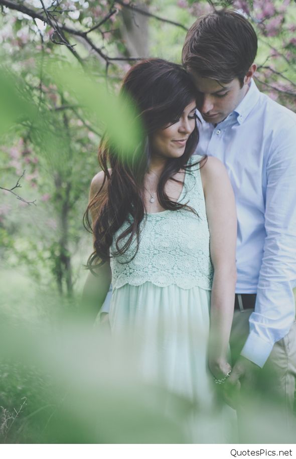 sfondi romantici di bacio,fotografia,romanza,amore,fotografia,erba