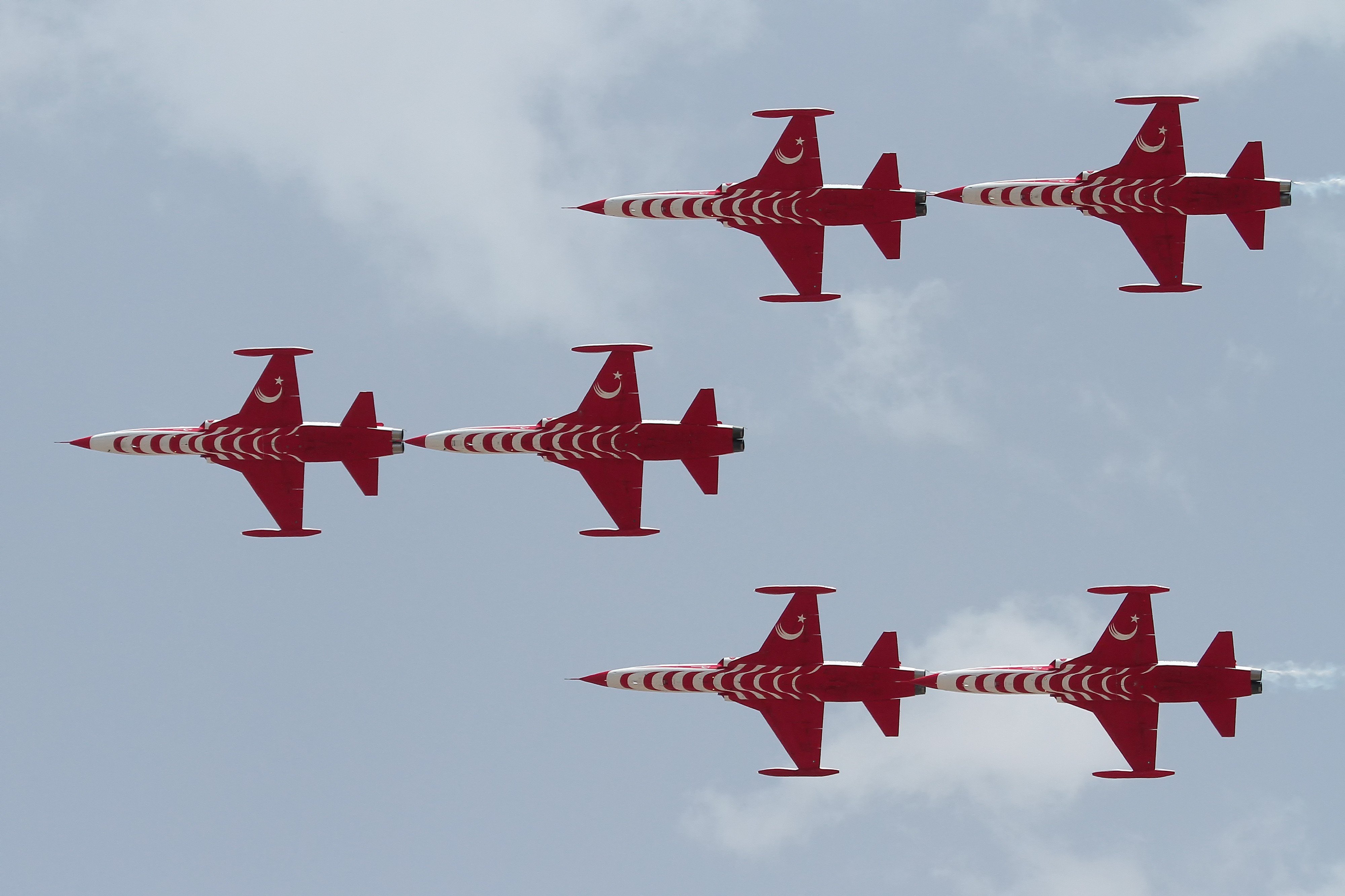 türk wallpaper,airplane,air show,aviation,red,aircraft