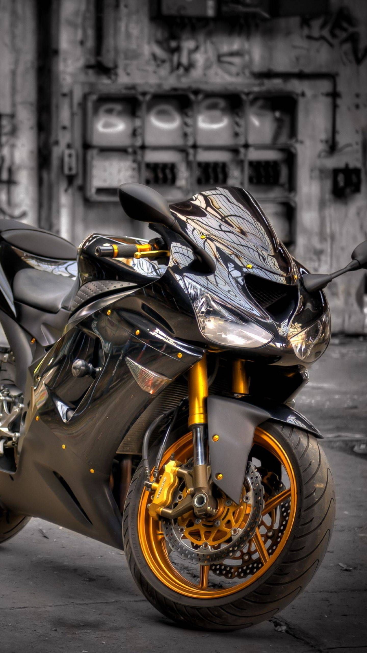 wallpaper em hd para celular,motor vehicle,motorcycle,vehicle,automotive tire,headlamp