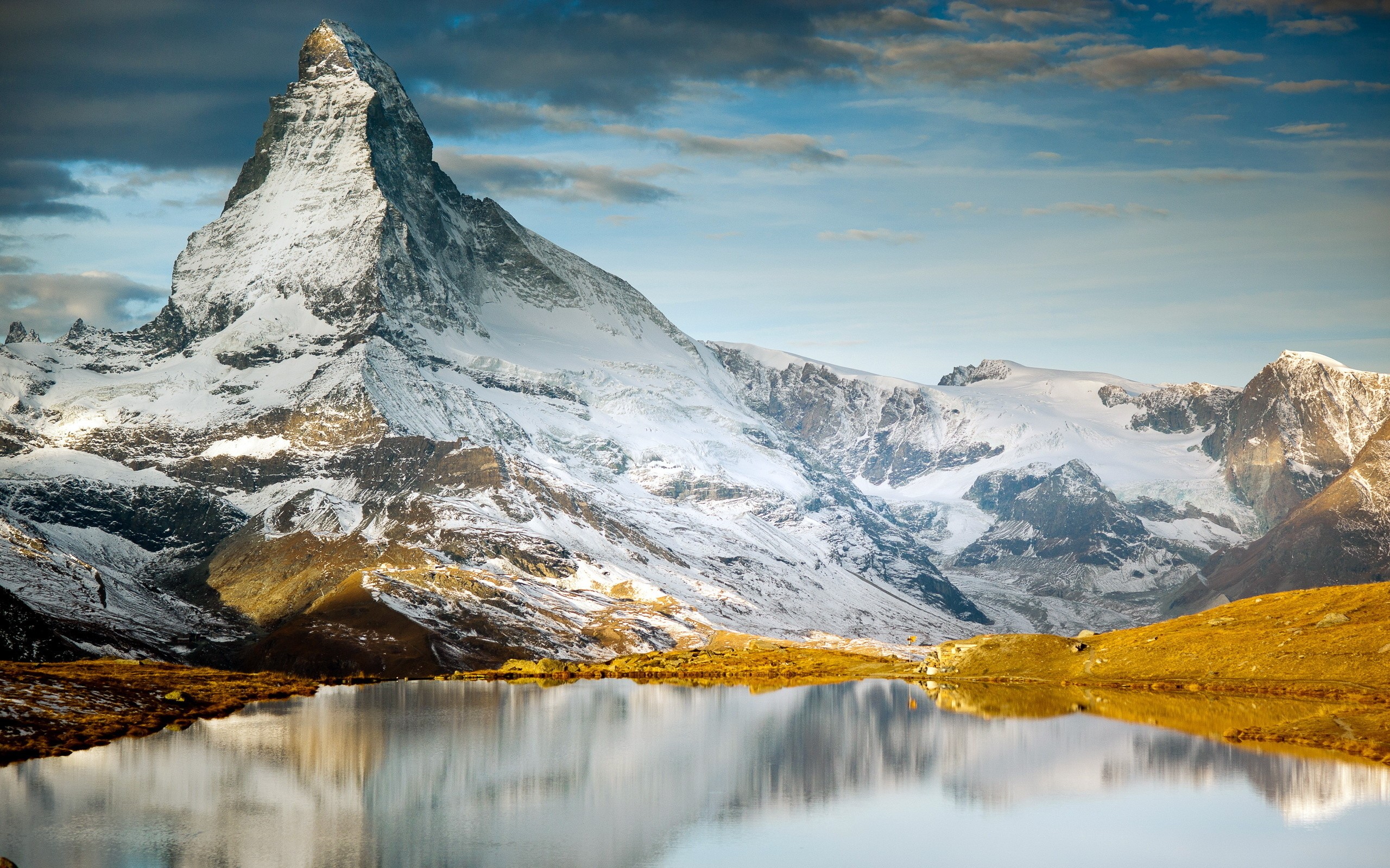 papier peint majestueux,paysage naturel,montagne,la nature,chaîne de montagnes,ciel