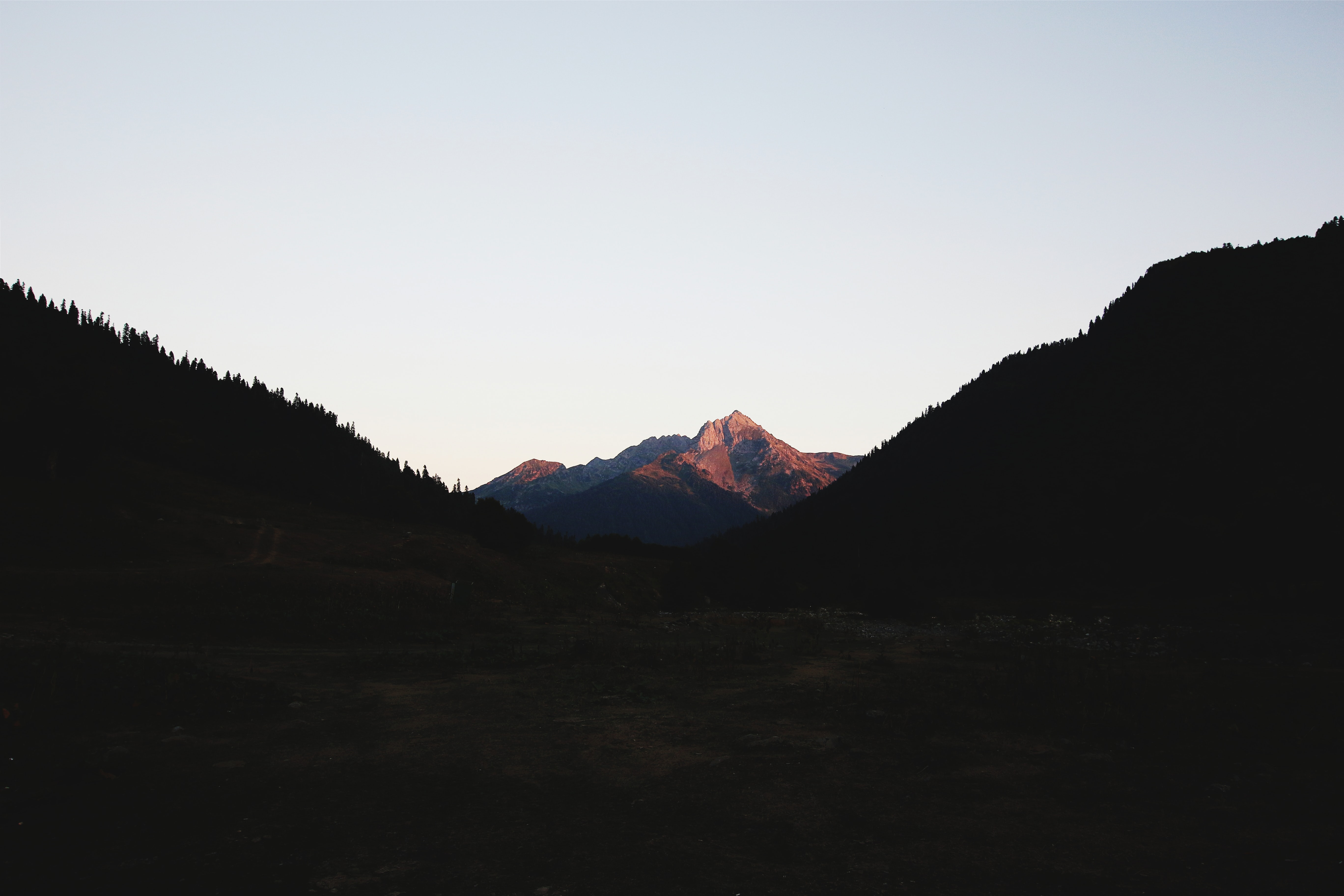 papier peint propre,montagne,ciel,la nature,crête,chaîne de montagnes