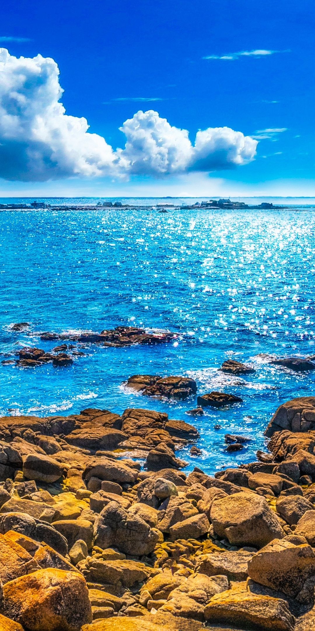 fondo de pantalla de naturaleza azul,cuerpo de agua,cielo,paisaje natural,mar,naturaleza
