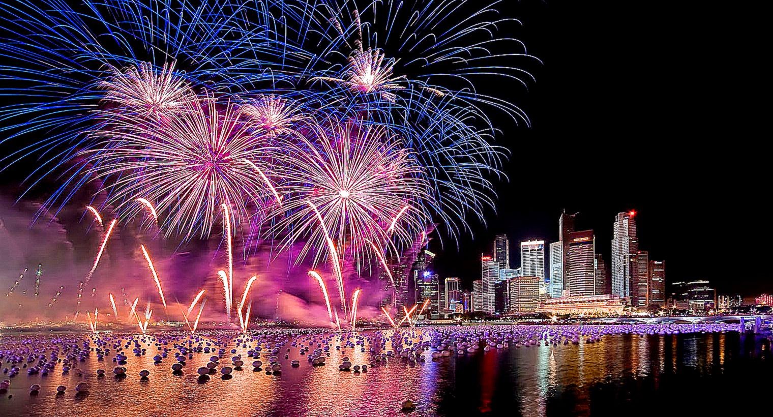 sfondi hd per laptop dell,fuochi d'artificio,capodanno,notte,rosa,riflessione