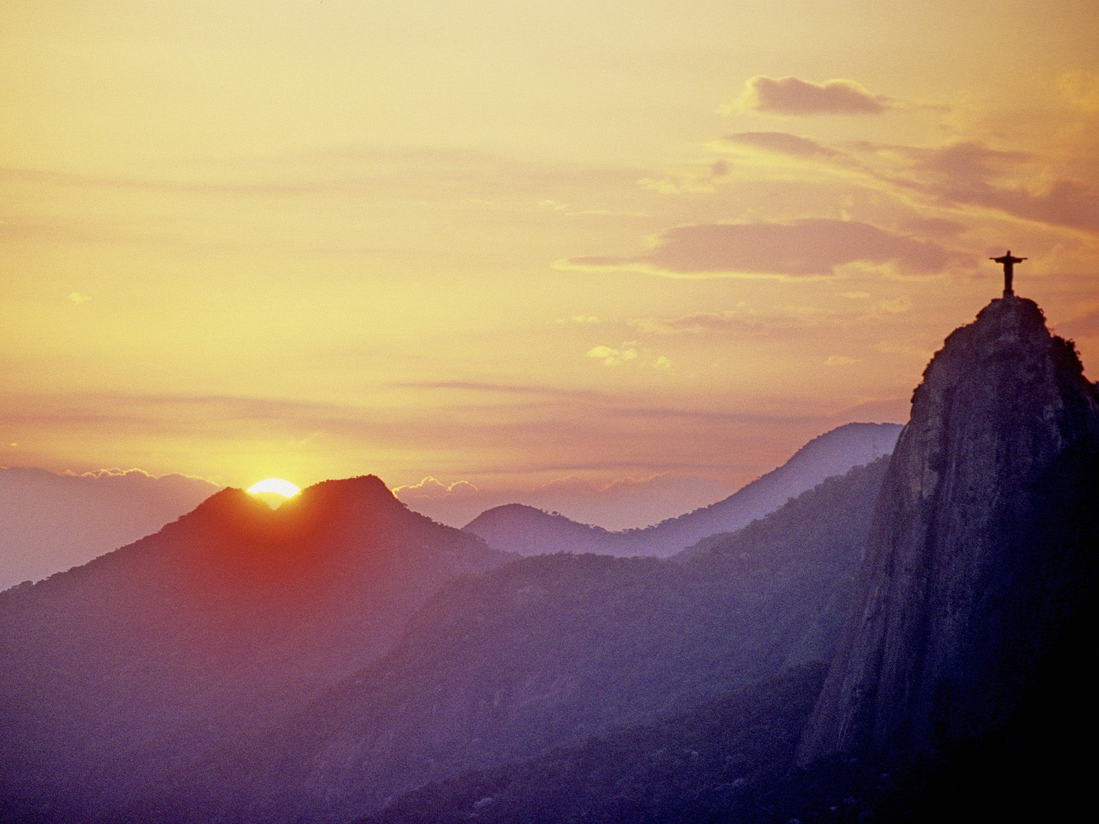 papier peint cristo,ciel,montagne,nuage,horizon,lever du soleil