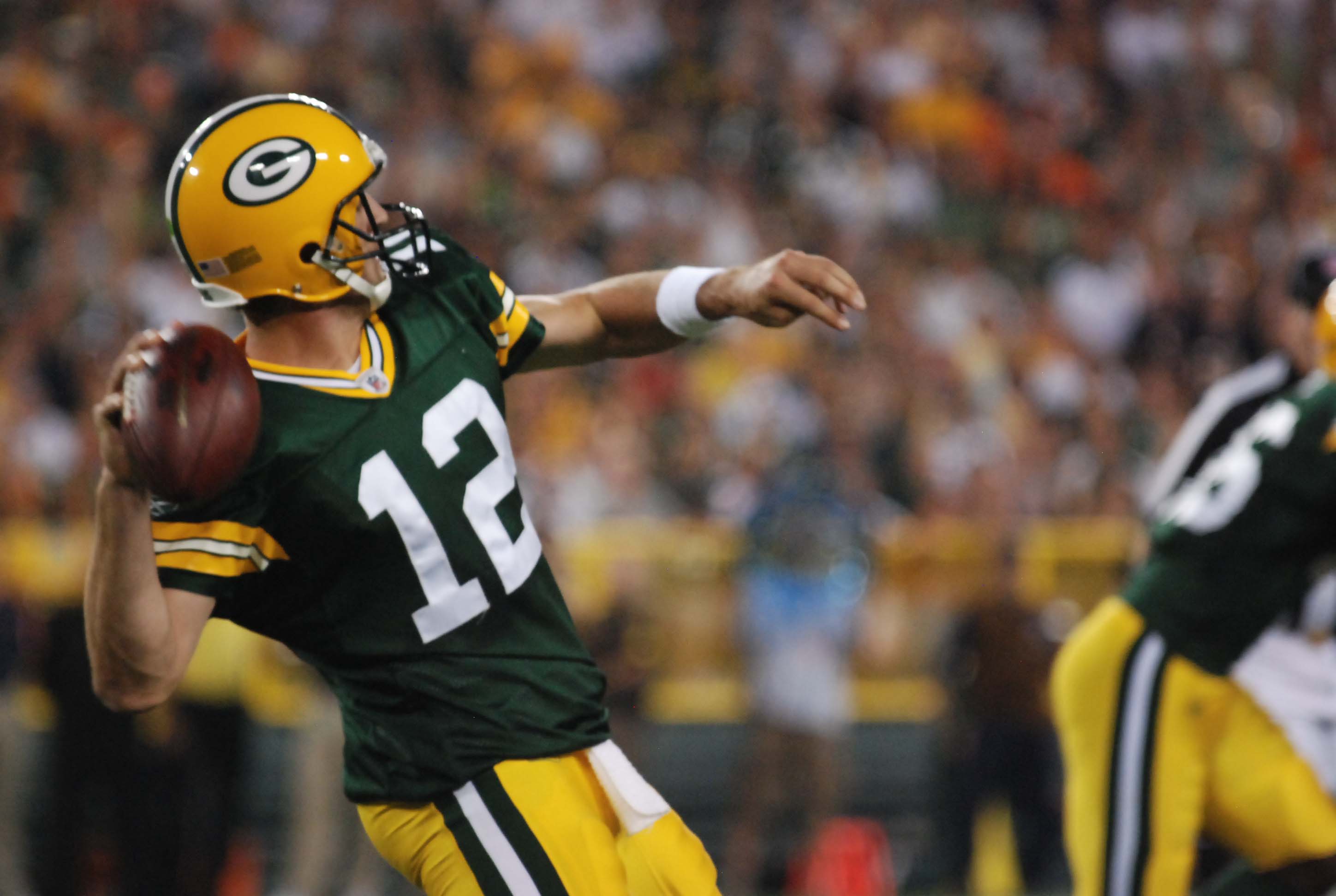 aaron rodgers wallpaper,player,sports,helmet,sports gear,gridiron football