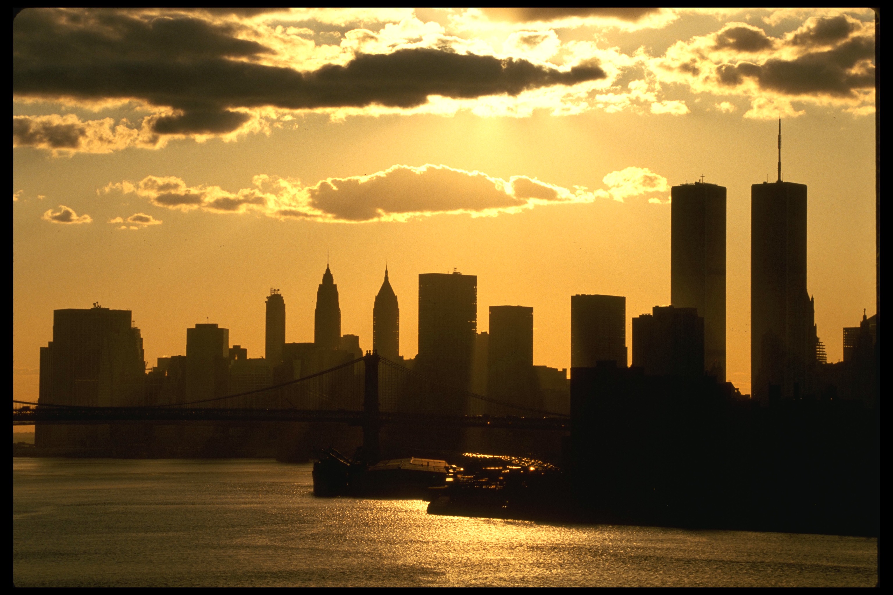 center wallpaper,city,skyline,sky,cityscape,human settlement