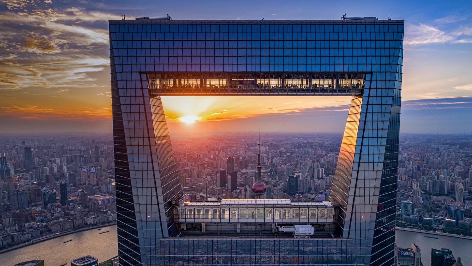 center wallpaper,sky,metropolitan area,landmark,tower block,architecture