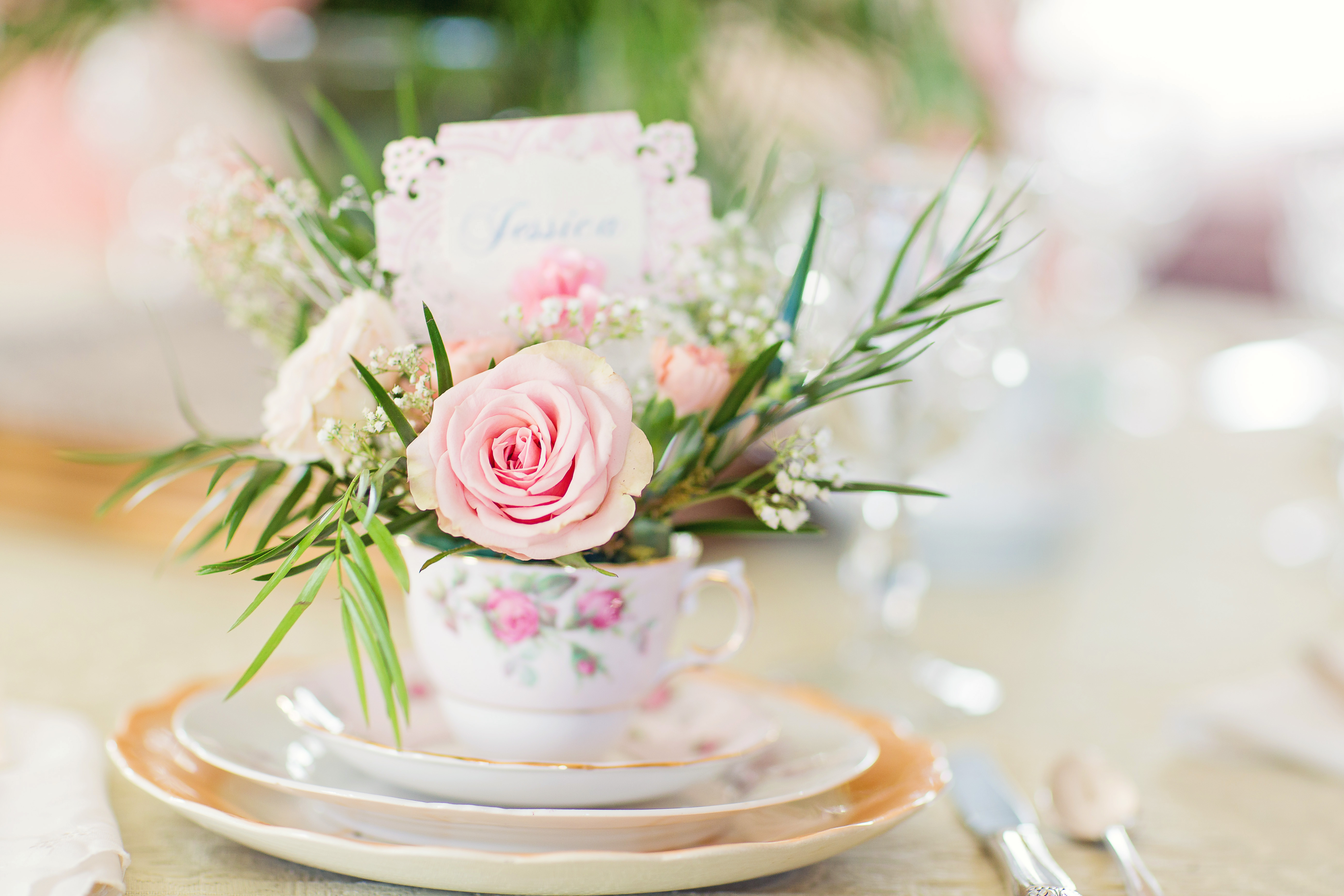 ティーパーティーの壁紙,ピンク,花,茶碗,庭のバラ,フラワーアレンジメント