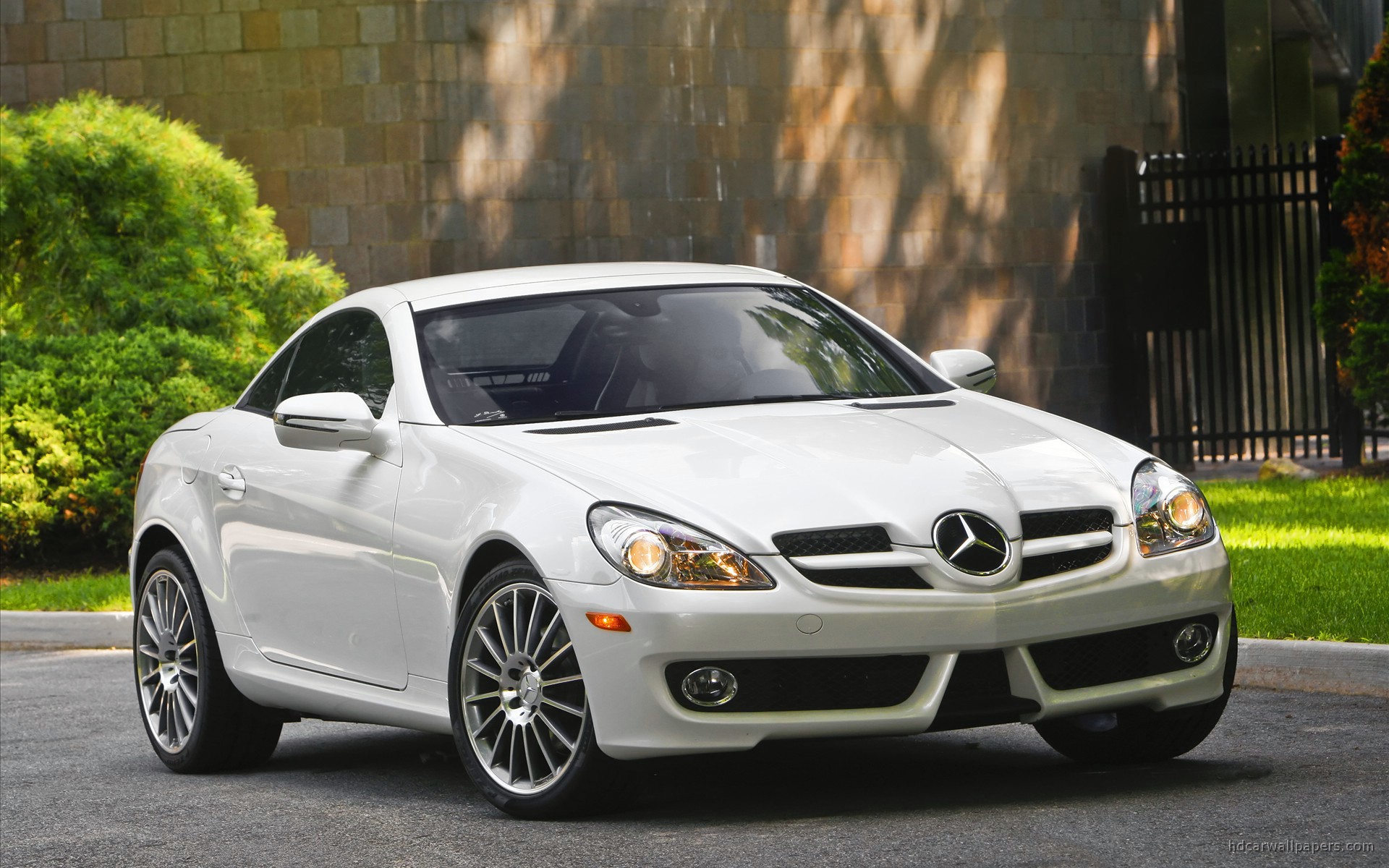 mercedes benz car wallpapers hd,land vehicle,vehicle,car,motor vehicle,personal luxury car
