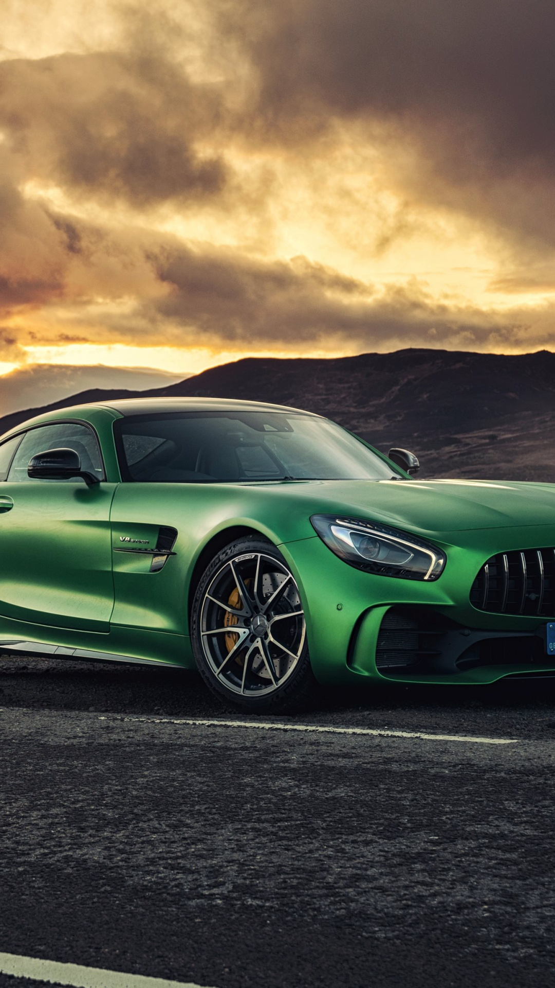 mercedes benz wallpaper for android,land vehicle,vehicle,car,sports car,automotive design