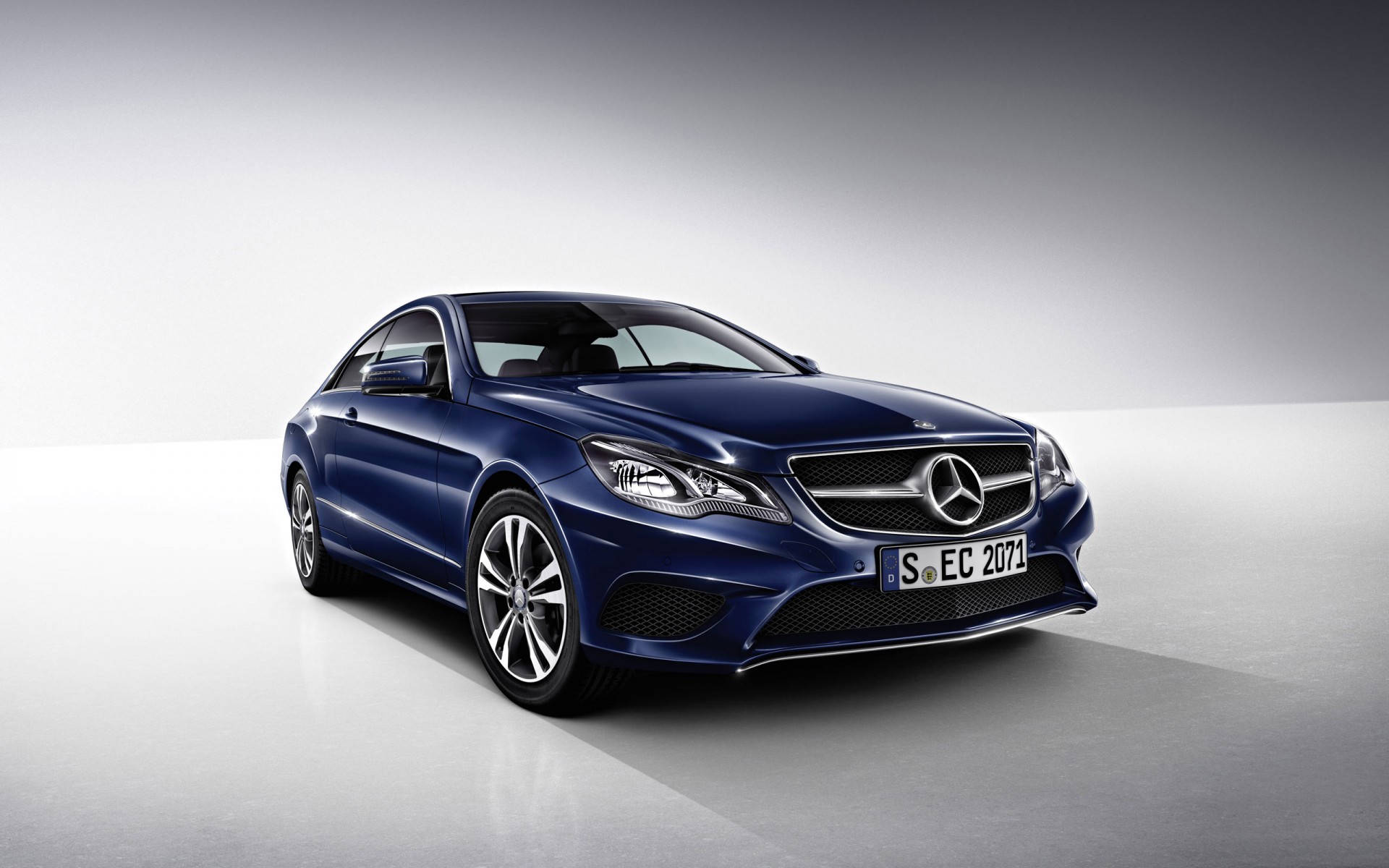 mercedes benz wallpaper for android,land vehicle,vehicle,car,automotive design,personal luxury car