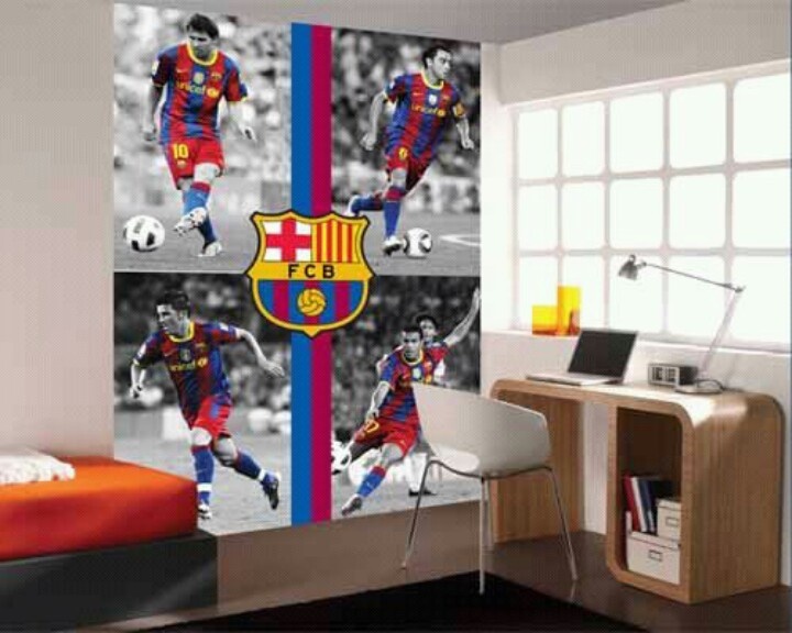 fondo de pantalla de barcelona para dormitorio,hombre de acero,habitación,diseño de interiores,personaje de ficción,mueble