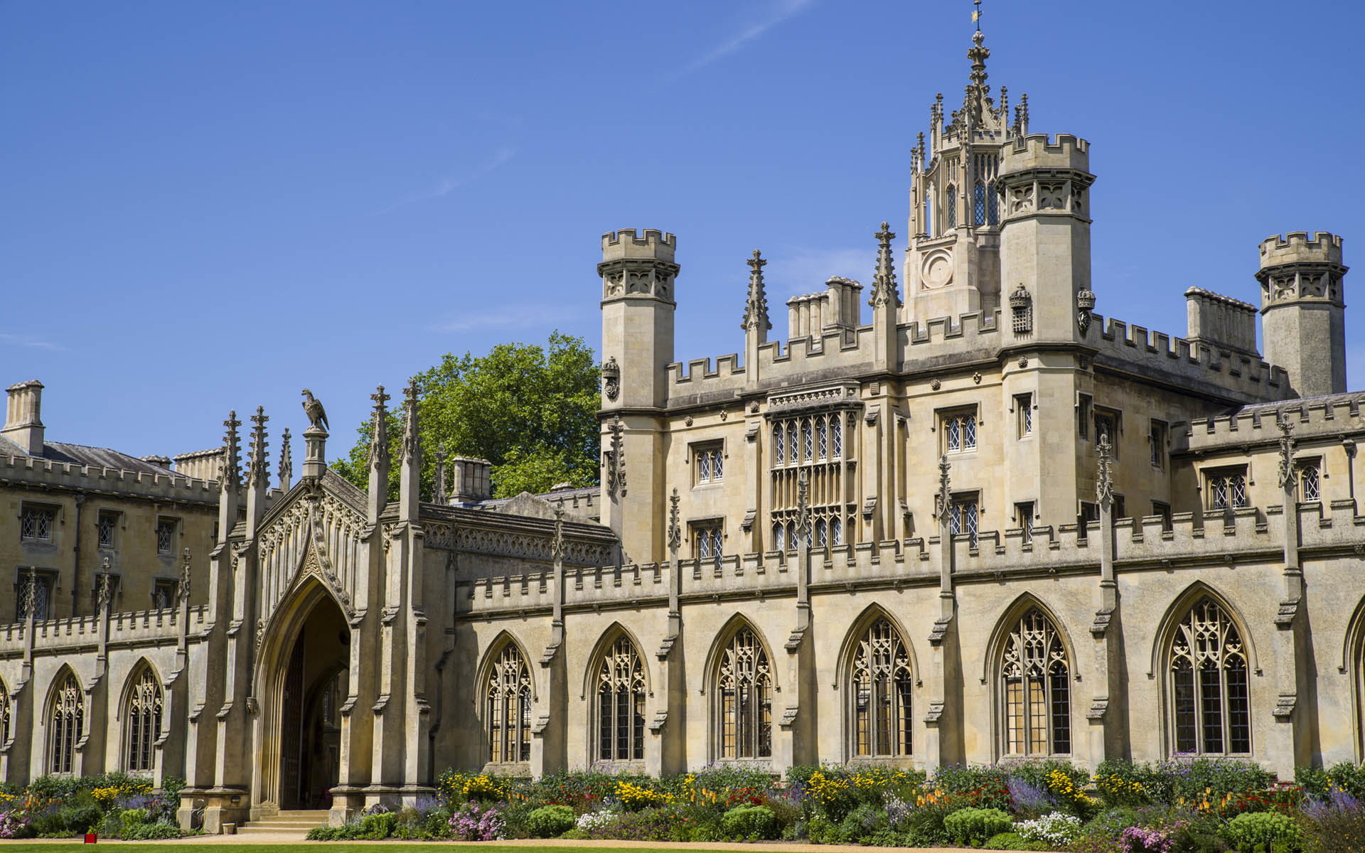 cambridge wallpaper,building,classical architecture,estate,palace,architecture