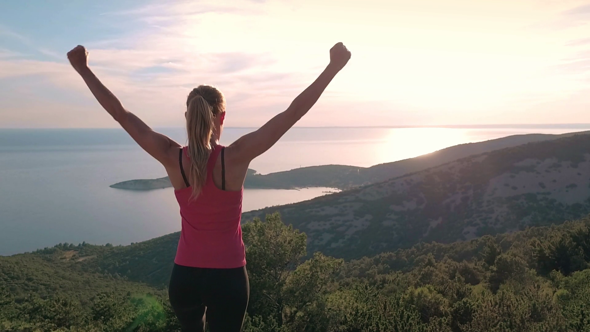 top girl wallpaper,glücklich,himmel,körperliche fitness,schulter,morgen