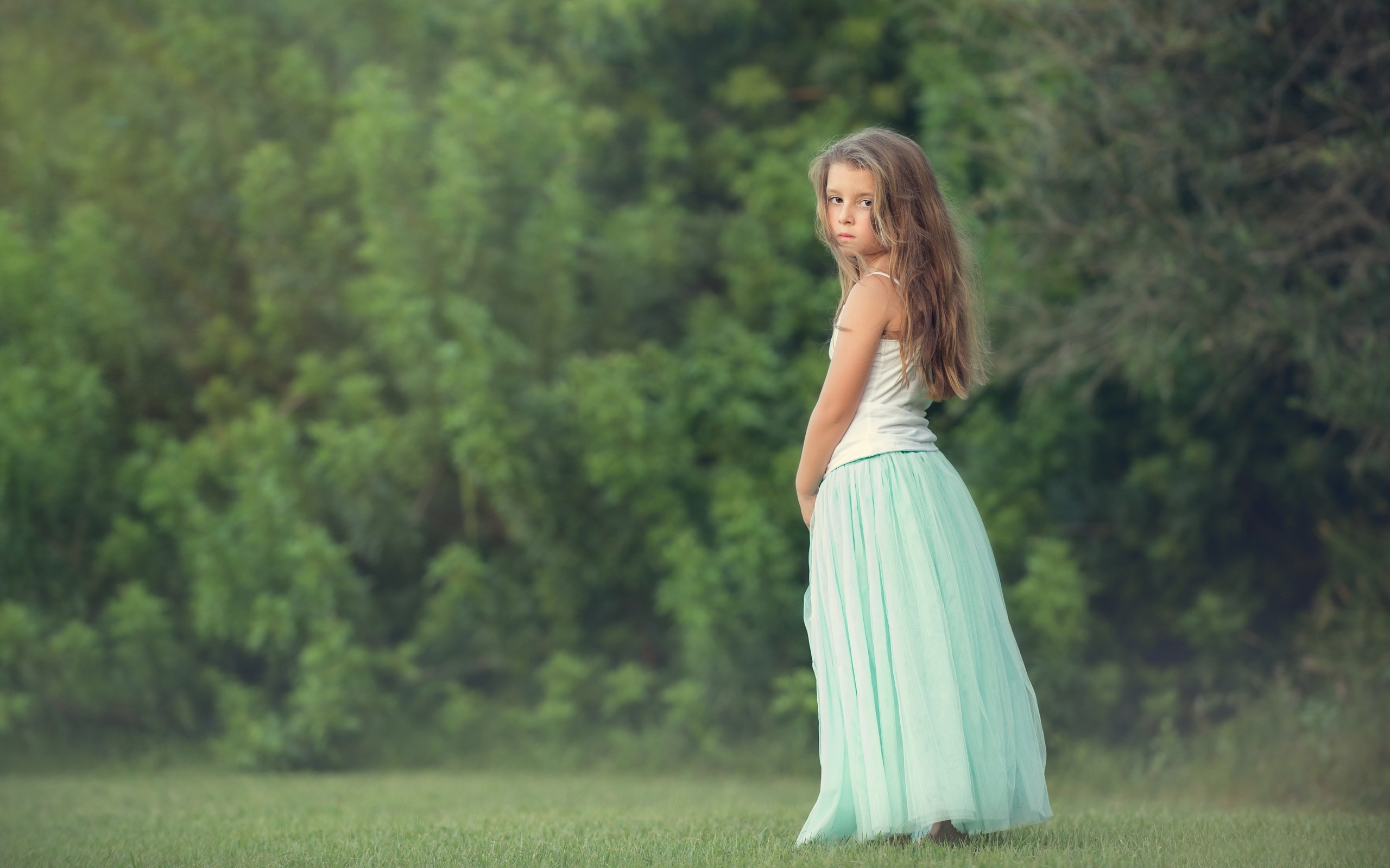 back girl wallpaper,people in nature,nature,photograph,dress,green