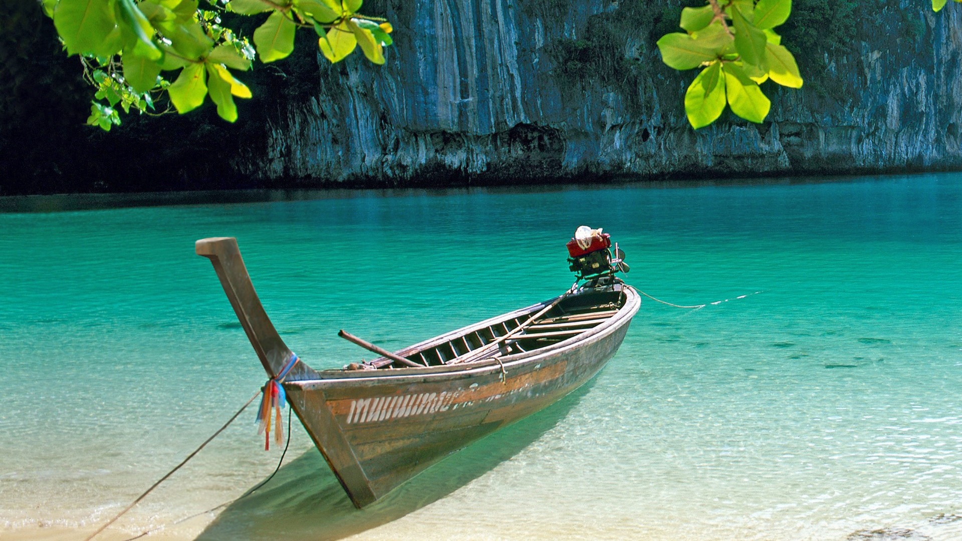 Boat Wallpaper Hd- WallpaperUse