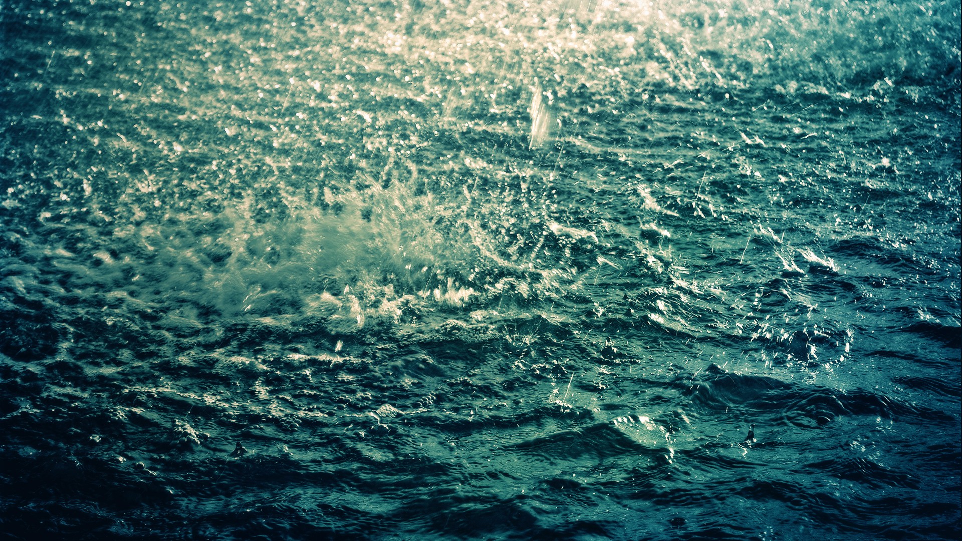 fondo de pantalla de agua de lluvia,agua,azul,mar,oceano,ola