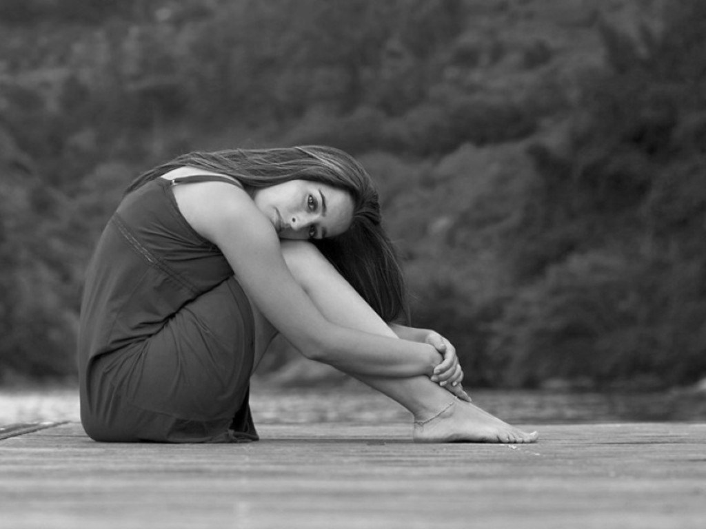 fond d'écran triste fille,noir et blanc,la photographie,monochrome,photographie monochrome,séance