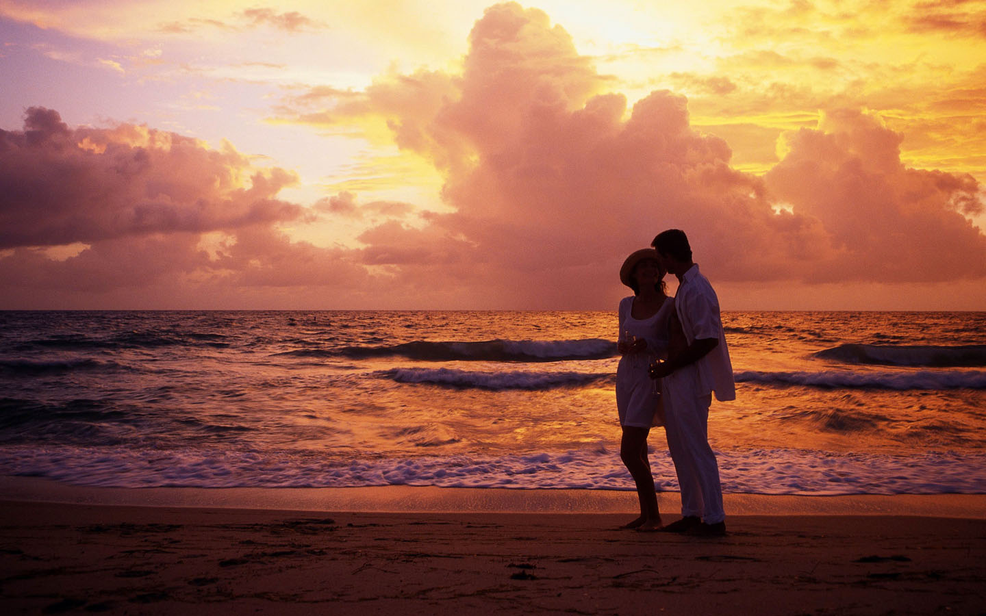 pareja fondo de pantalla,romance,cielo,horizonte,amor,luna de miel