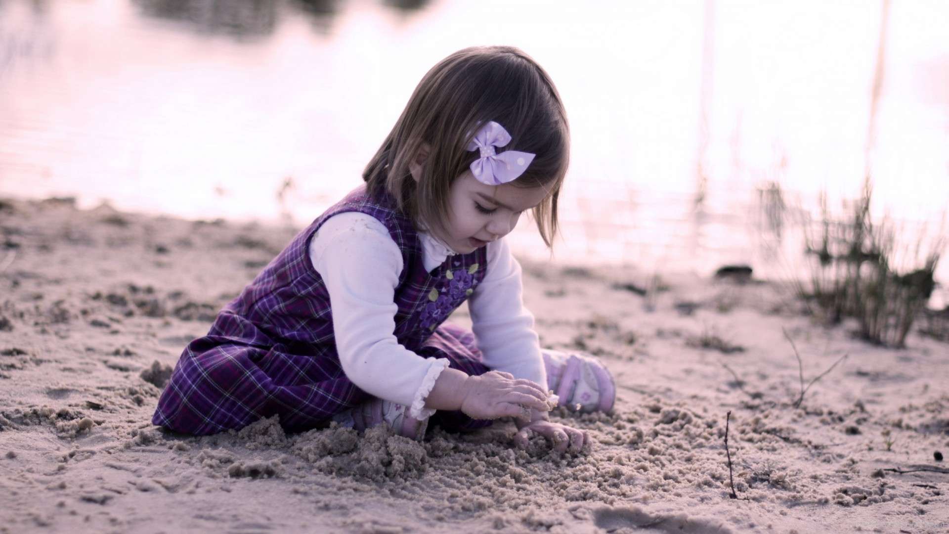 mood wallpaper,photograph,sand,child,photography,soil