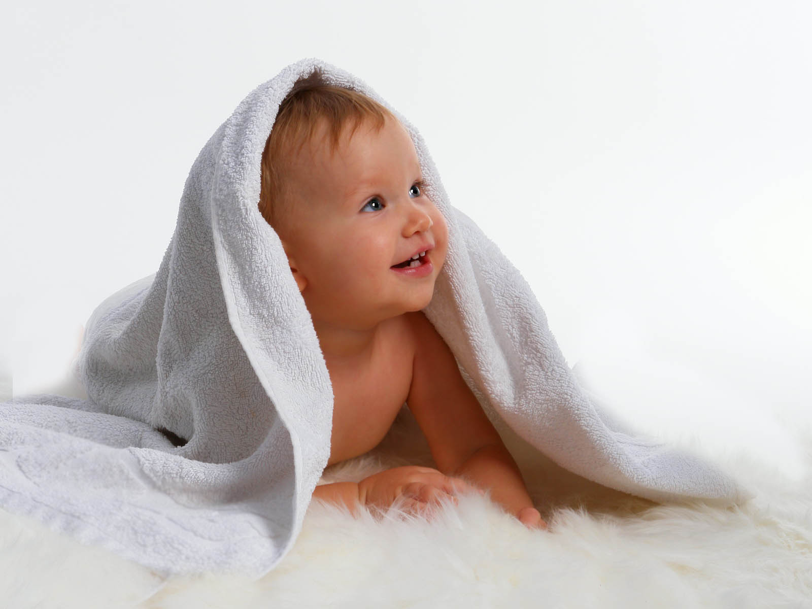 fotos de bebé fondos de pantalla,niño,bebé,blanco,cara,ropa de cama