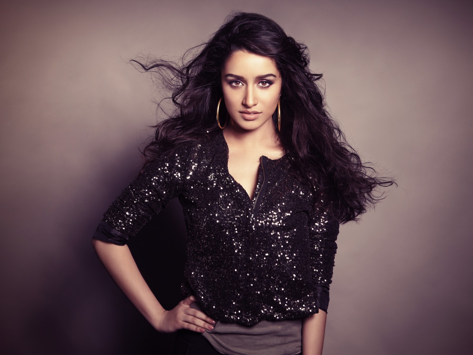 shraddha kapoor hd wallpaper,hair,black,clothing,black hair,beauty