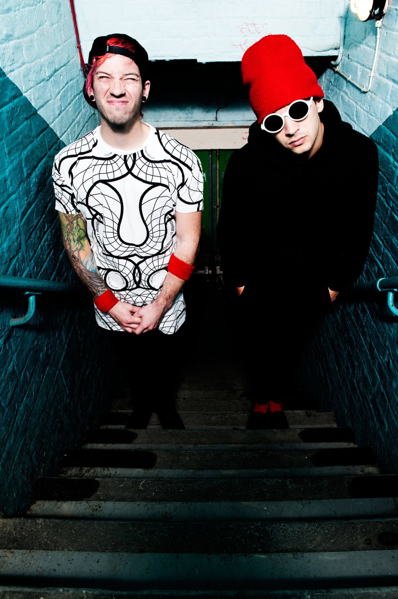 twenty one pilots wallpaper,cool,fashion,eyewear,t shirt,fun