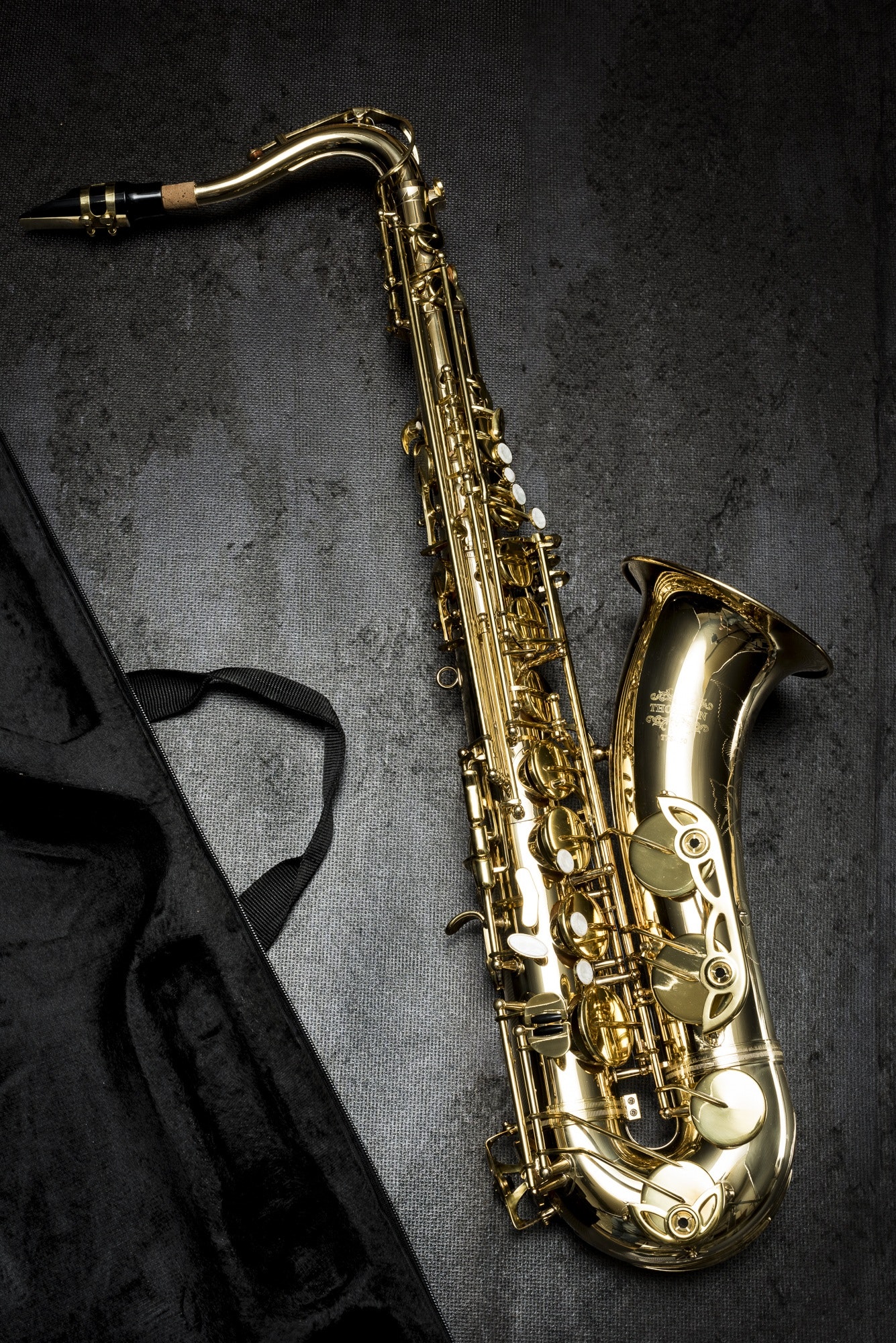 sax wallpaper,musical instrument,saxophone,brass instrument,saxophonist