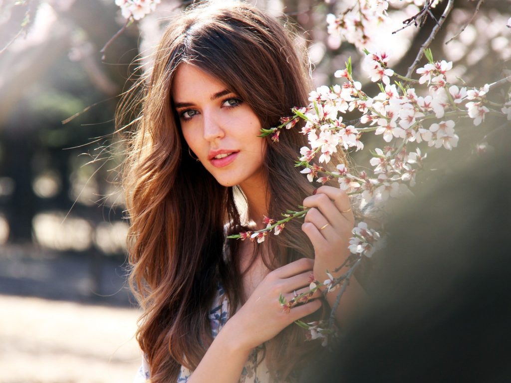 fond d'écran fille full hd,cheveux,beauté,coiffure,printemps,fleur