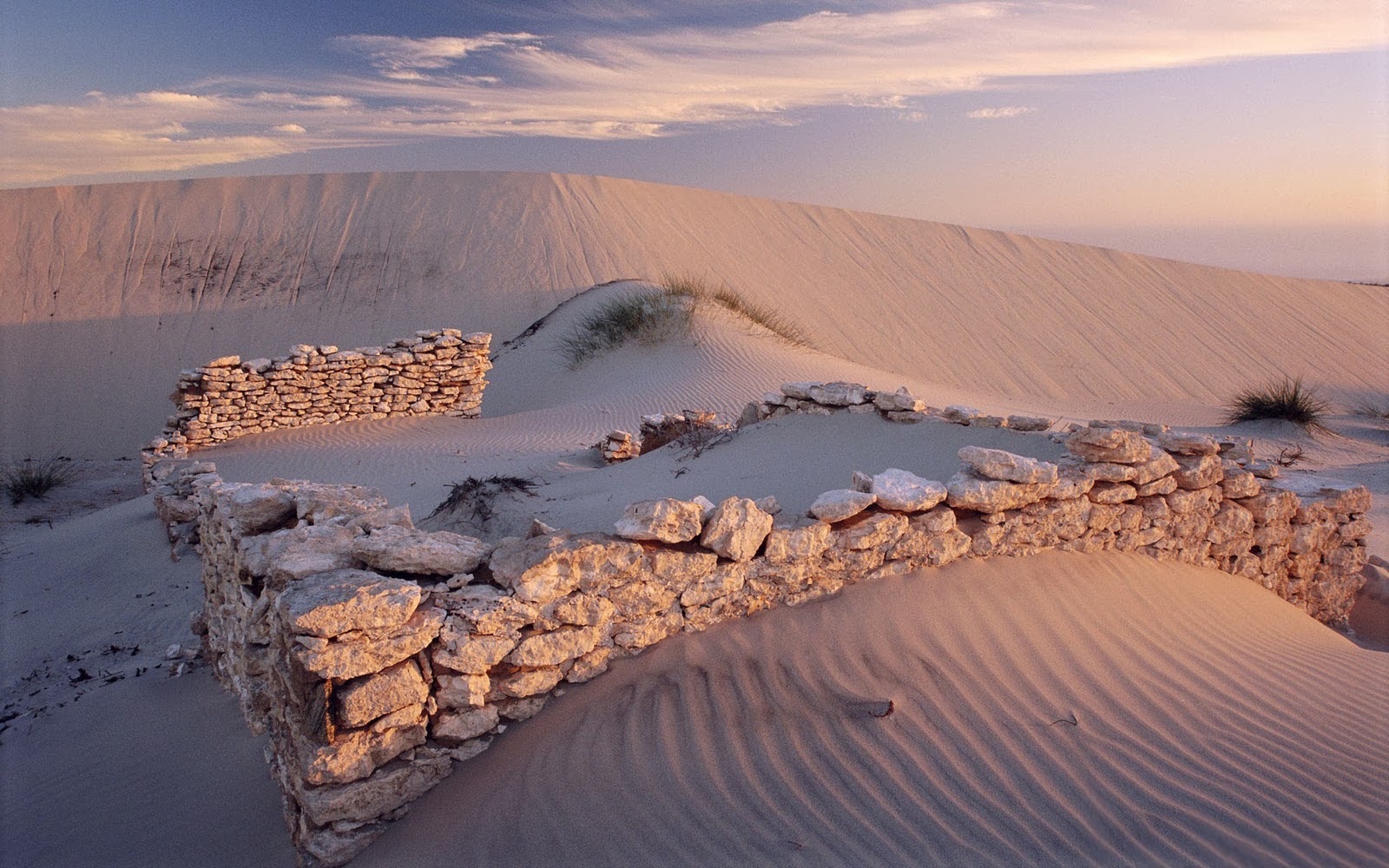 desert wallpaper,desert,natural environment,sand,natural landscape,aeolian landform