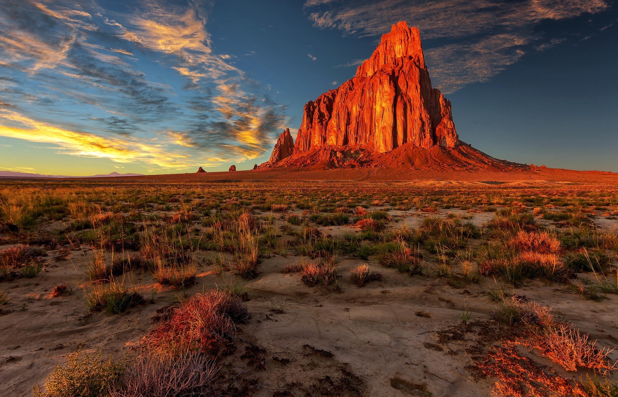 fondo de pantalla del desierto,paisaje natural,naturaleza,cielo,butte,rock