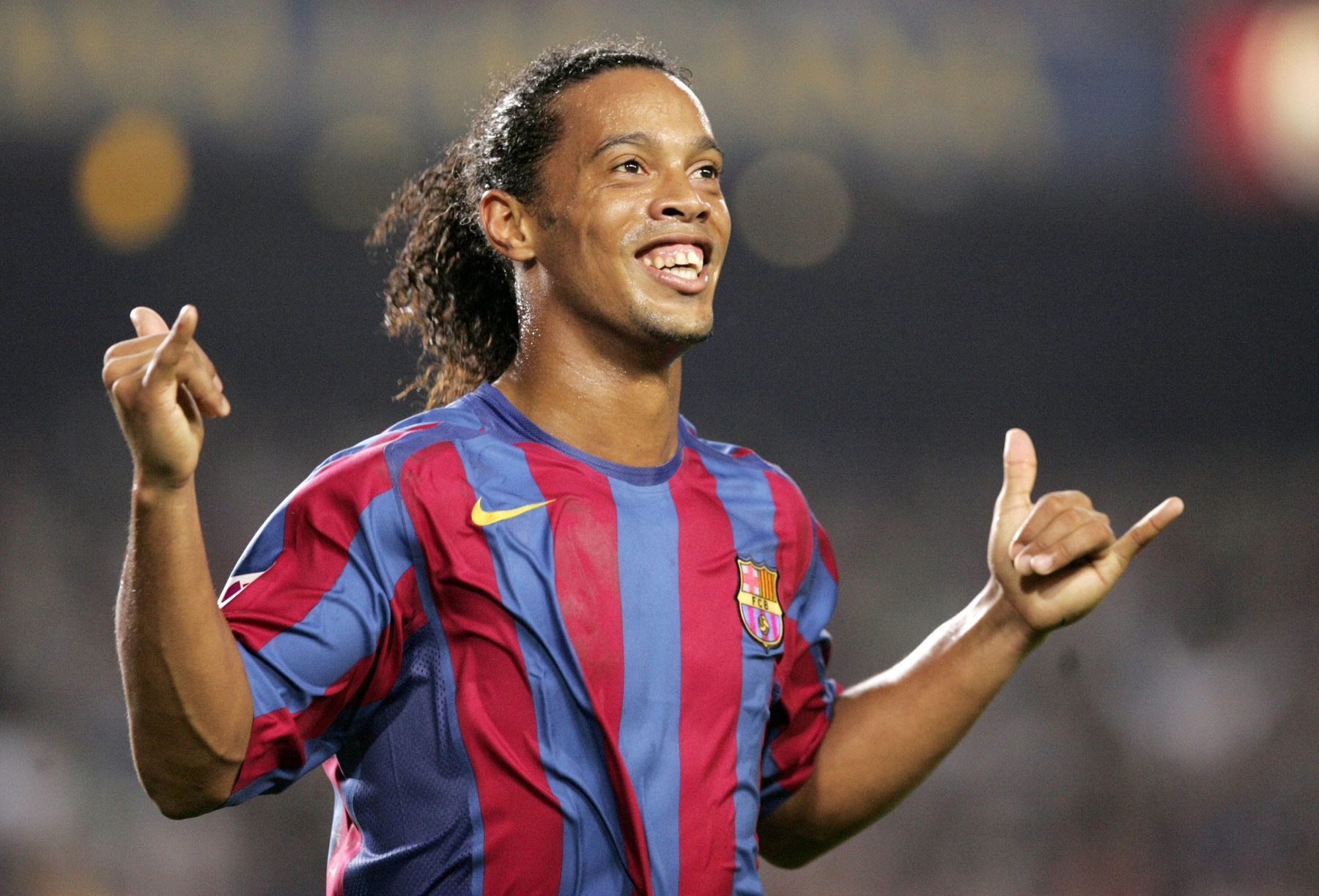 ronaldinho wallpaper,football player,gesture,player,soccer player,happy