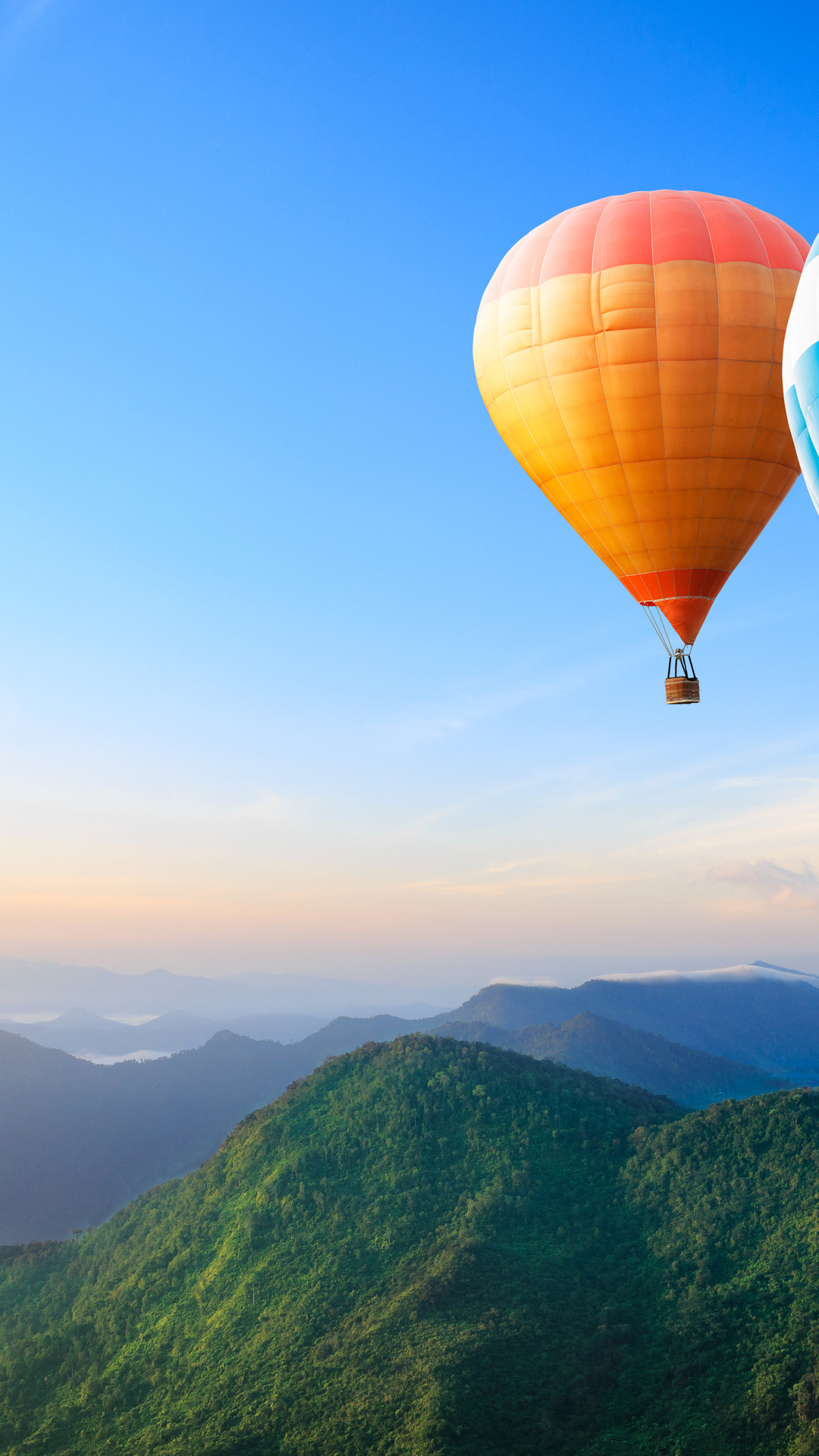 fondo de pantalla de globo de aire caliente,paseos en globo,globo aerostático,cielo,paisaje natural,vehículo