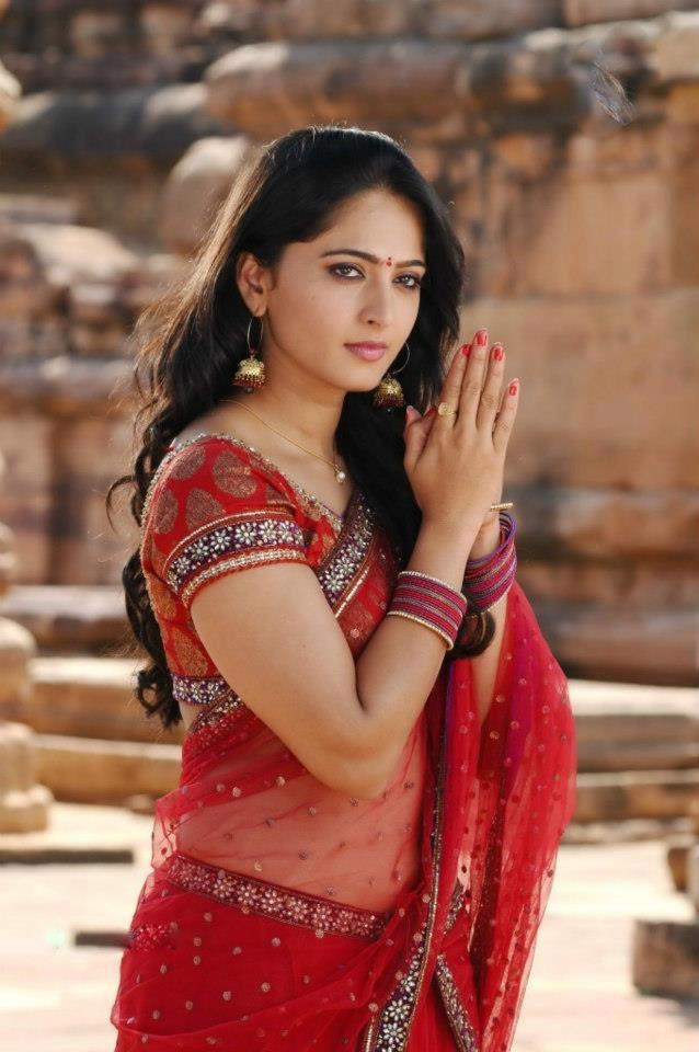 anushka shetty wallpaper,abdomen,sari,photo shoot,trunk,beauty