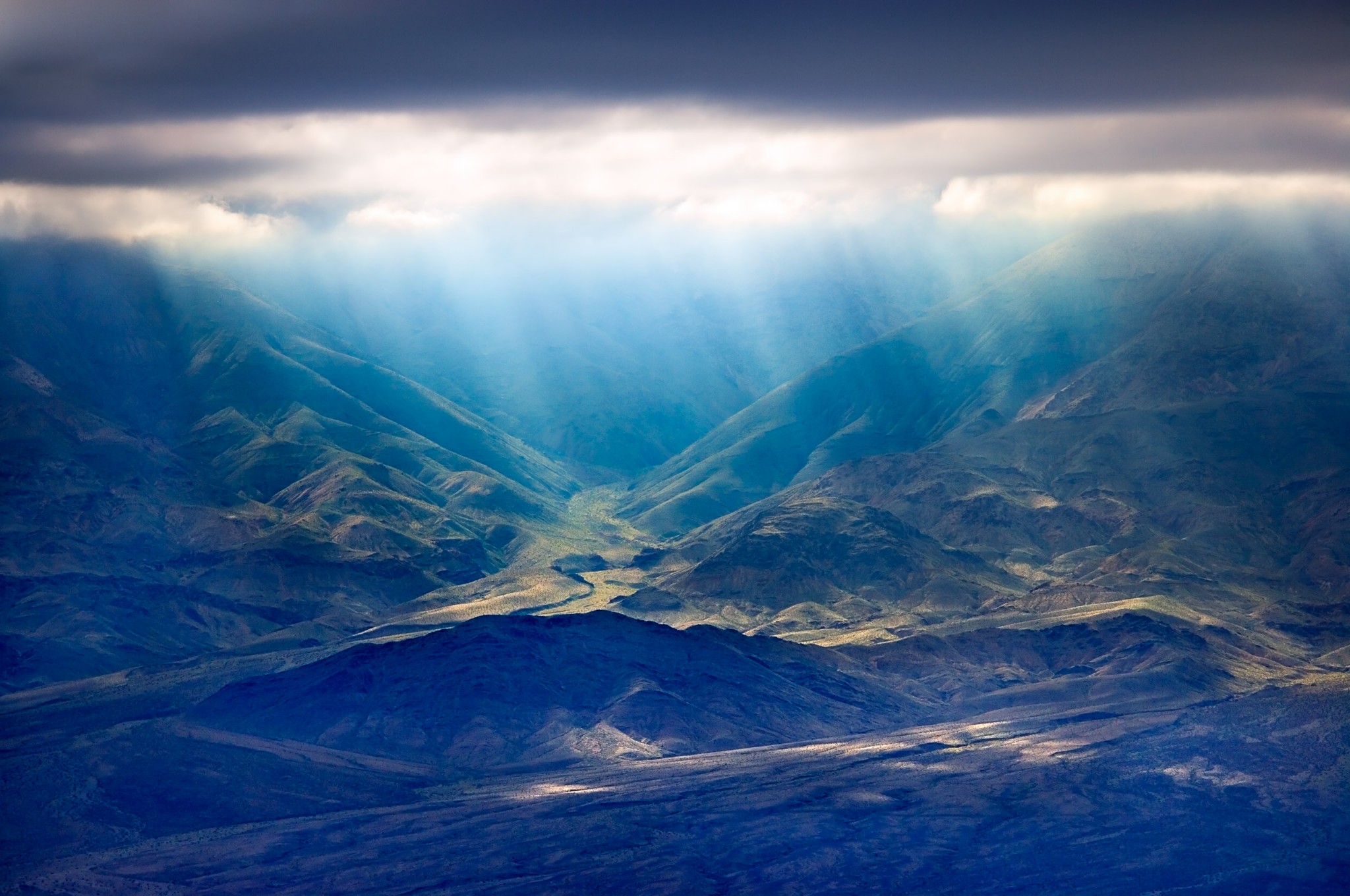 fondos de pantalla de chrome os,cielo,montaña,cordillera,atmósfera,nube