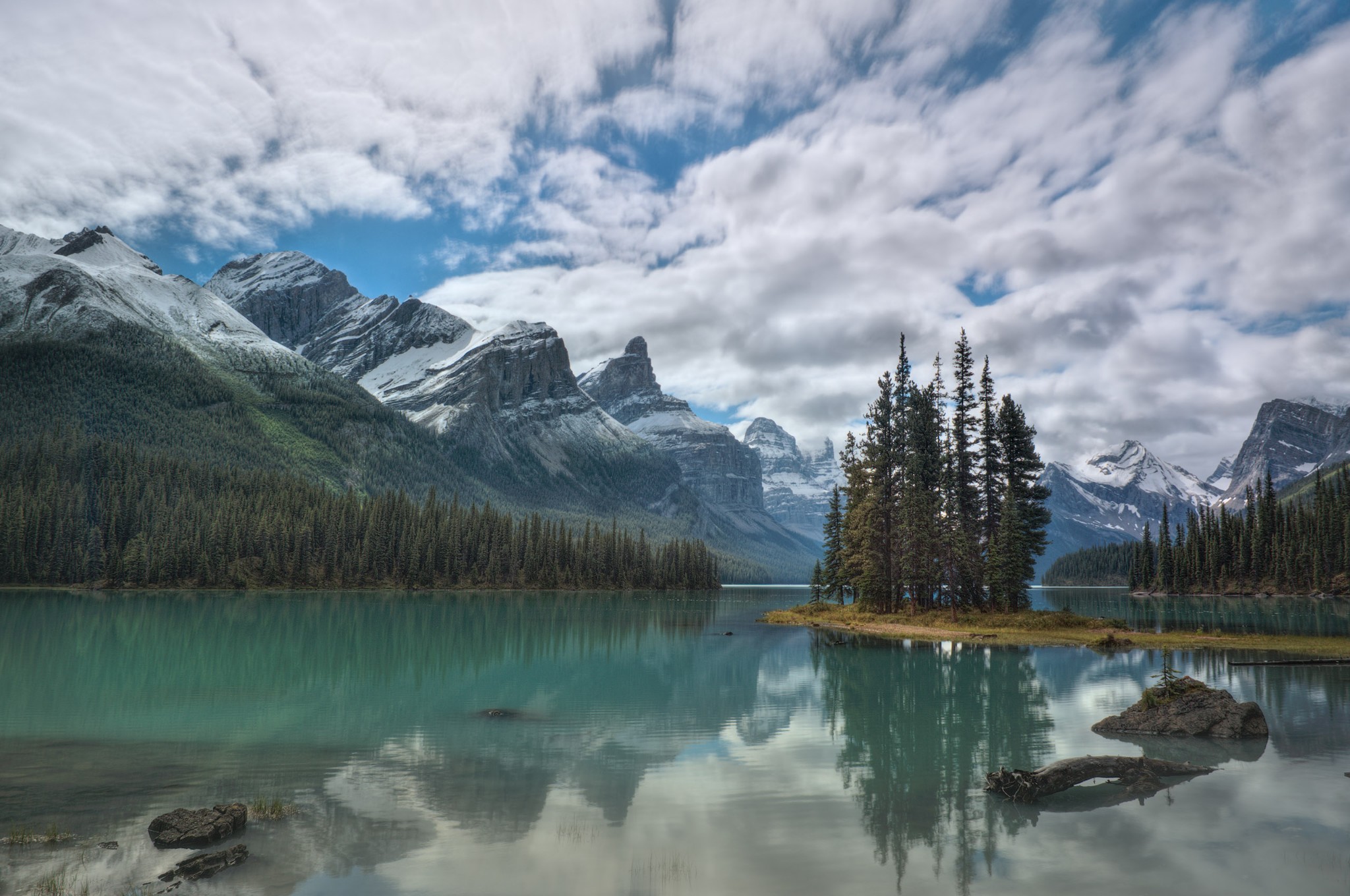 chrome os wallpapers,natural landscape,nature,mountain,reflection,mountainous landforms