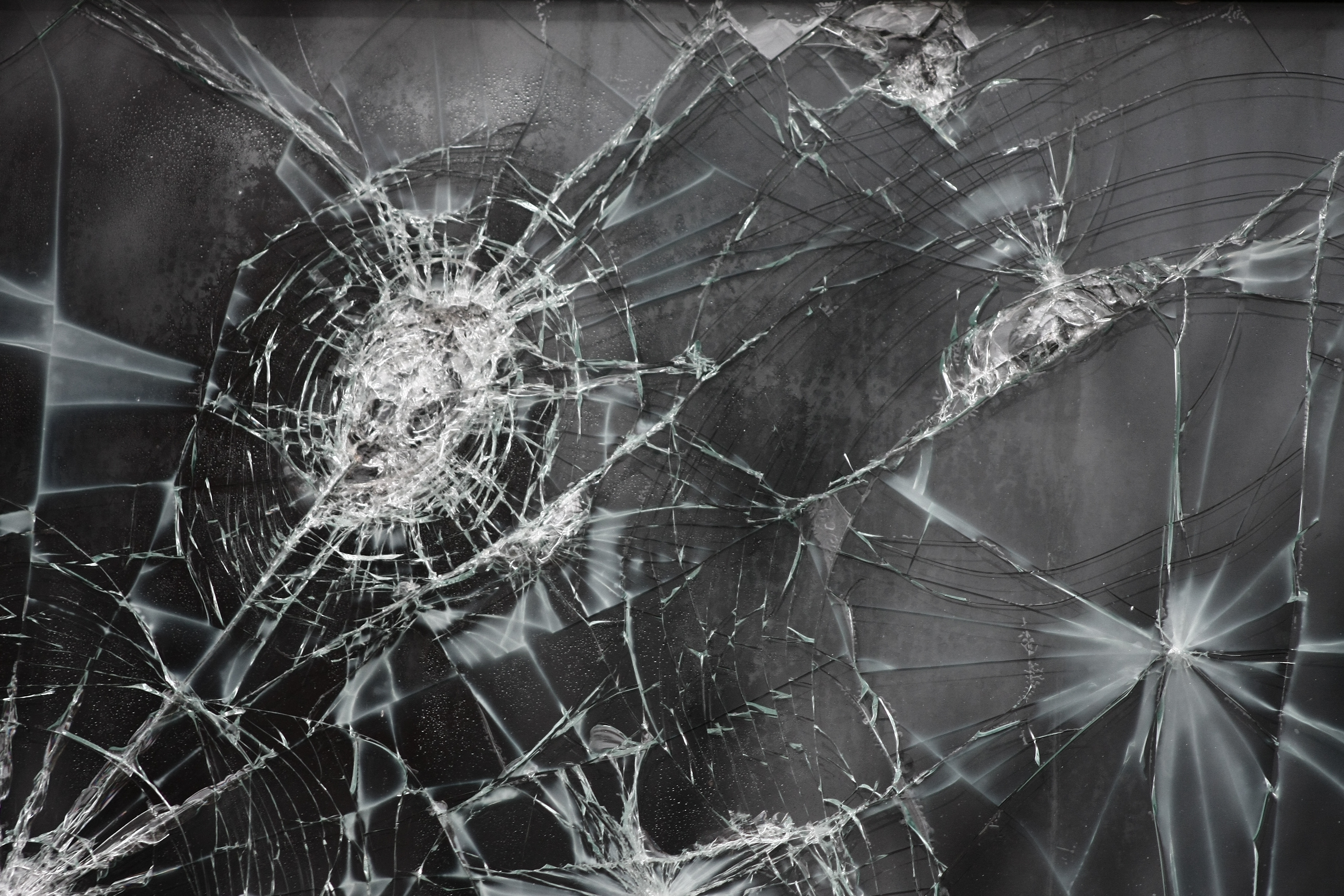 broken screen wallpaper hd,black,black and white,monochrome photography,monochrome,line