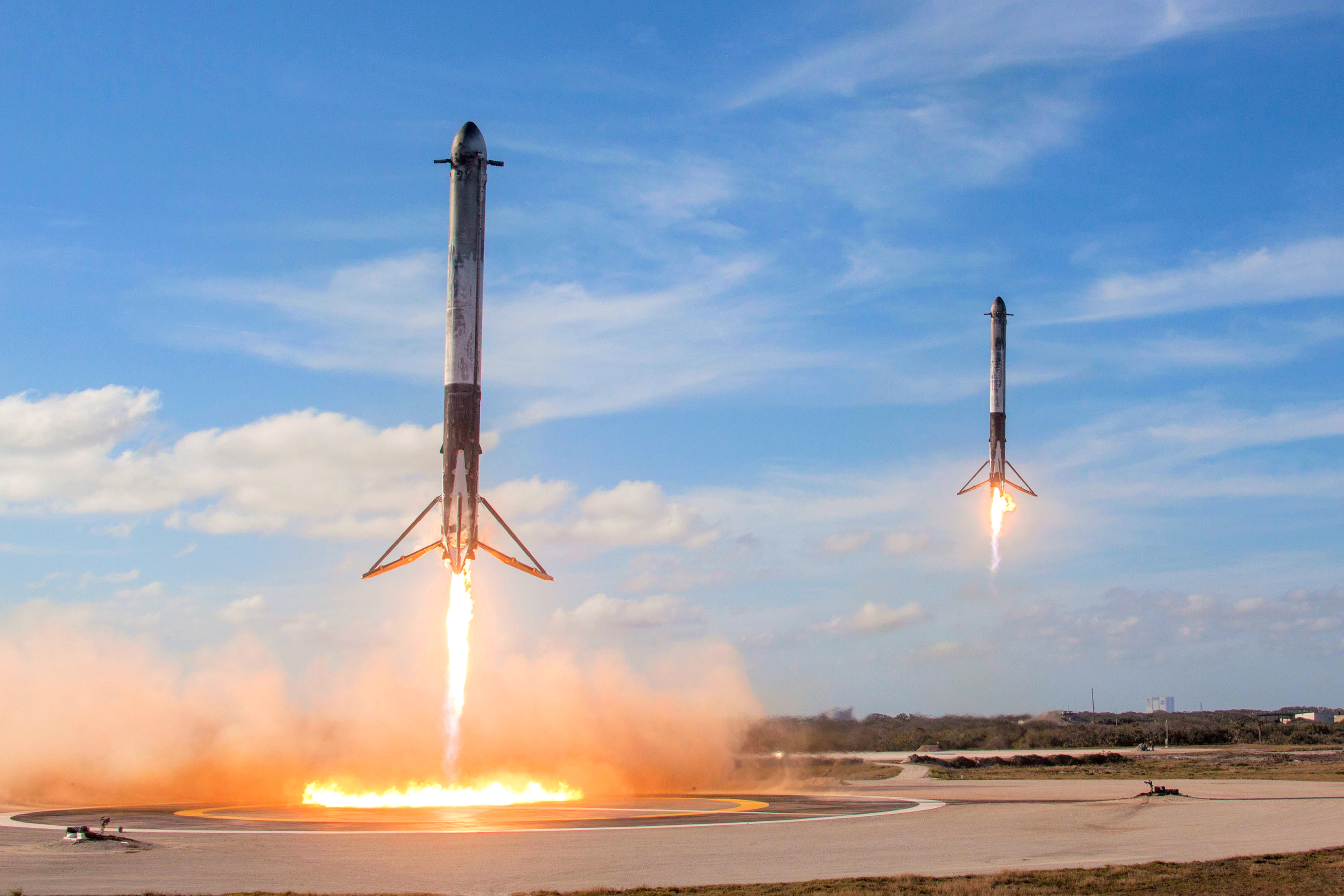 fondo de pantalla spacex,cohete,cielo,aeronave propulsada por cohete,ingeniería aeroespacial,misil